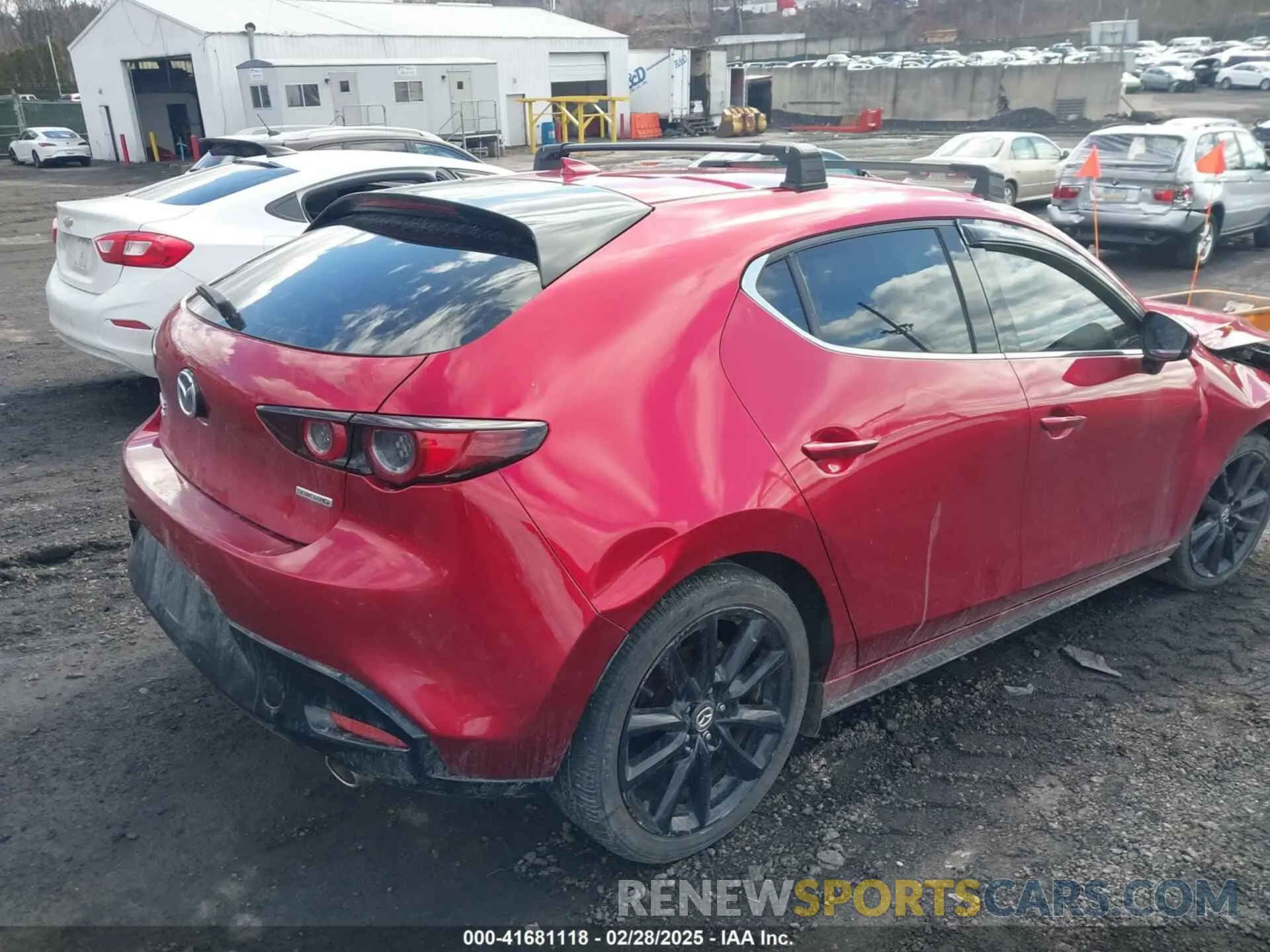 4 Photograph of a damaged car JM1BPBNM6L1157087 MAZDA MAZDA3 HATCHBACK 2020