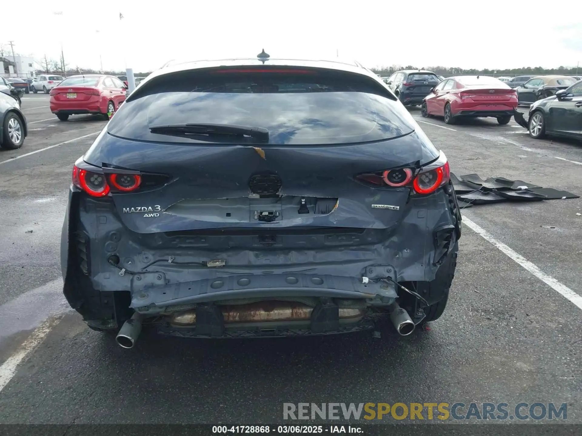 17 Photograph of a damaged car JM1BPBNM9L1174949 MAZDA MAZDA3 HATCHBACK 2020
