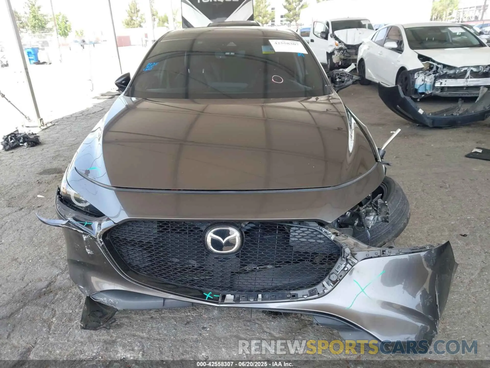 12 Photograph of a damaged car JM1BPBJYXM1338641 MAZDA MAZDA3 HATCHBACK 2021