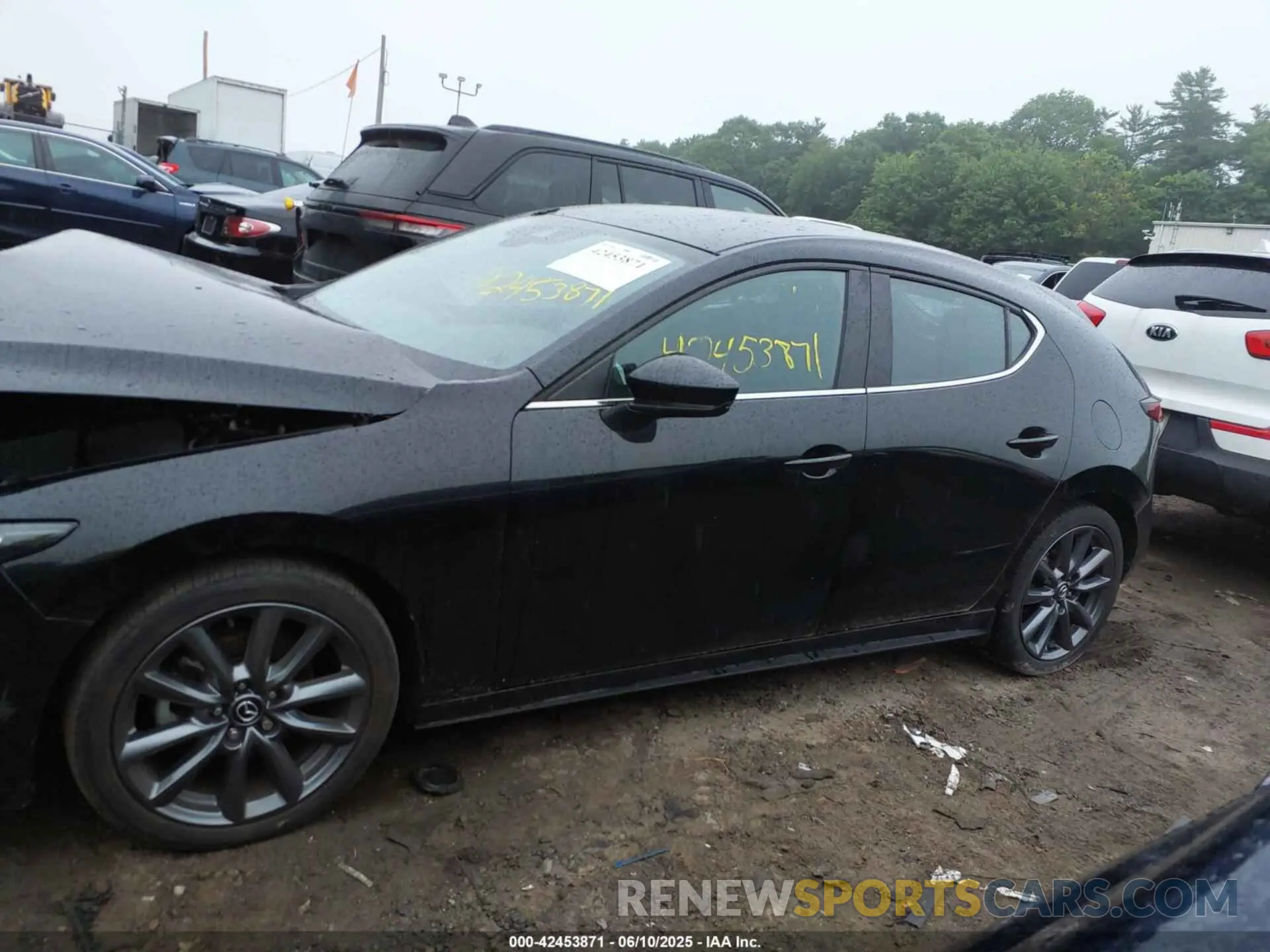 13 Photograph of a damaged car JM1BPBKLXM1328842 MAZDA MAZDA3 HATCHBACK 2021