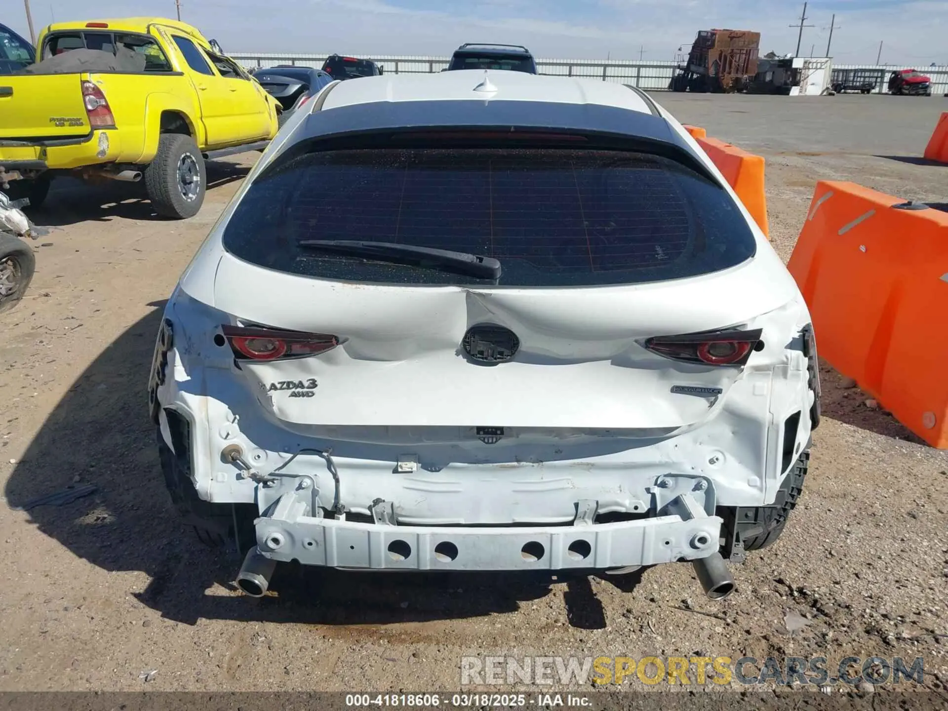 16 Photograph of a damaged car JM1BPBML7N1512408 MAZDA MAZDA3 HATCHBACK 2022