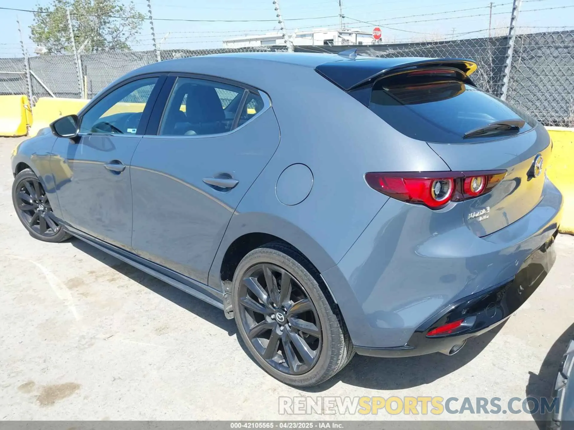 3 Photograph of a damaged car JM1BPBNY7N1501810 MAZDA MAZDA3 HATCHBACK 2022