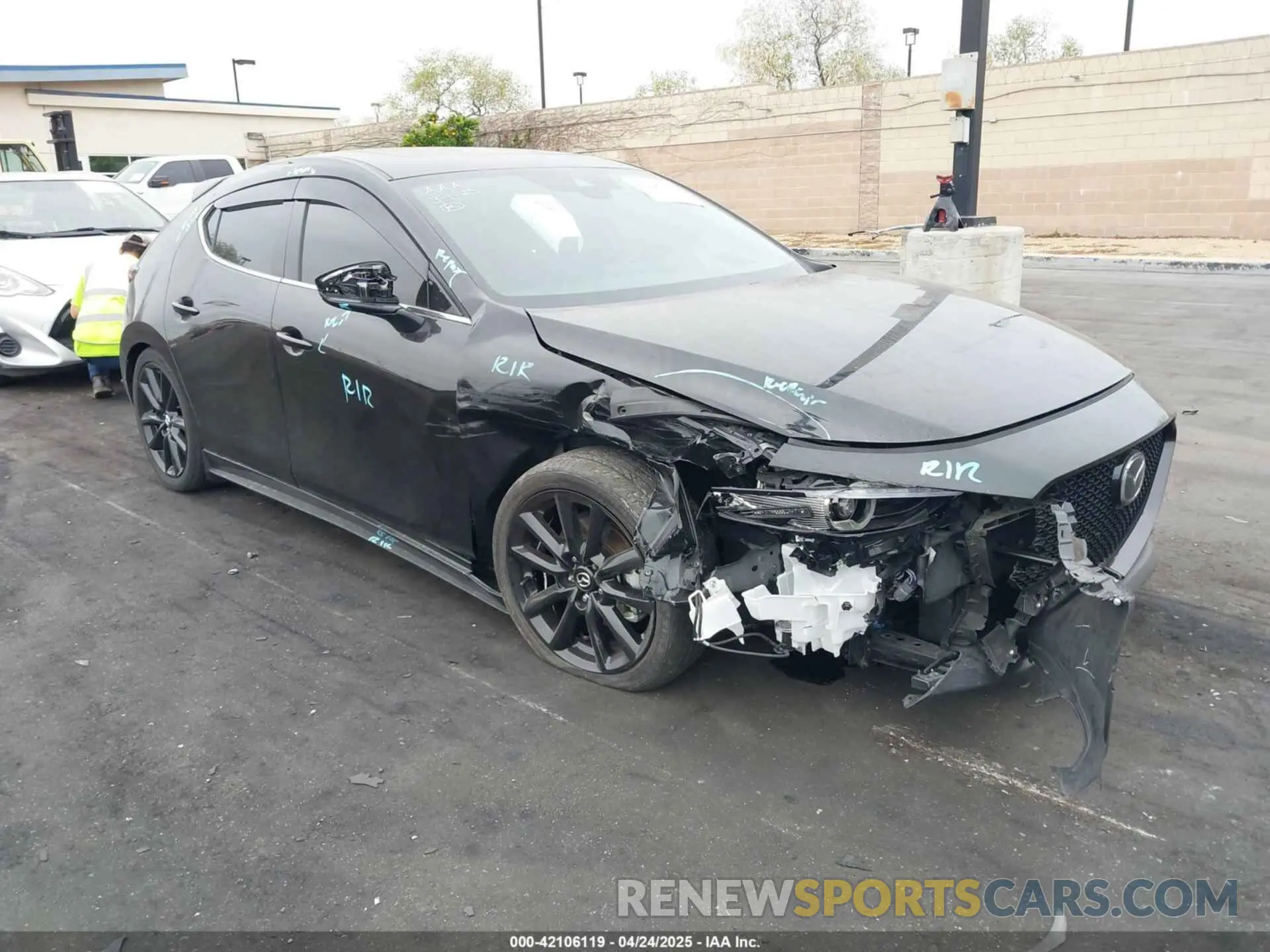 6 Photograph of a damaged car JM1BPBJY3P1604280 MAZDA MAZDA3 HATCHBACK 2023