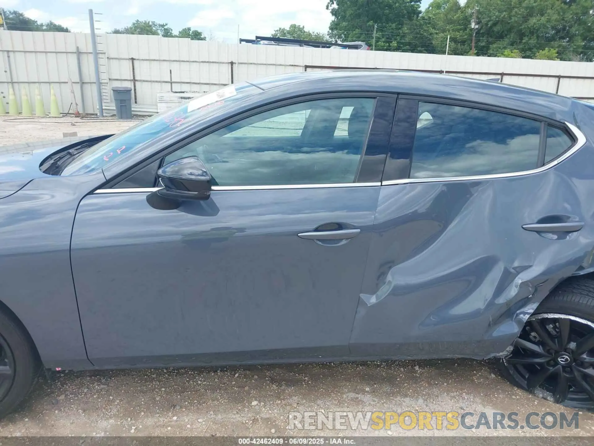 15 Photograph of a damaged car JM1BPBJY9P1621858 MAZDA MAZDA3 HATCHBACK 2023