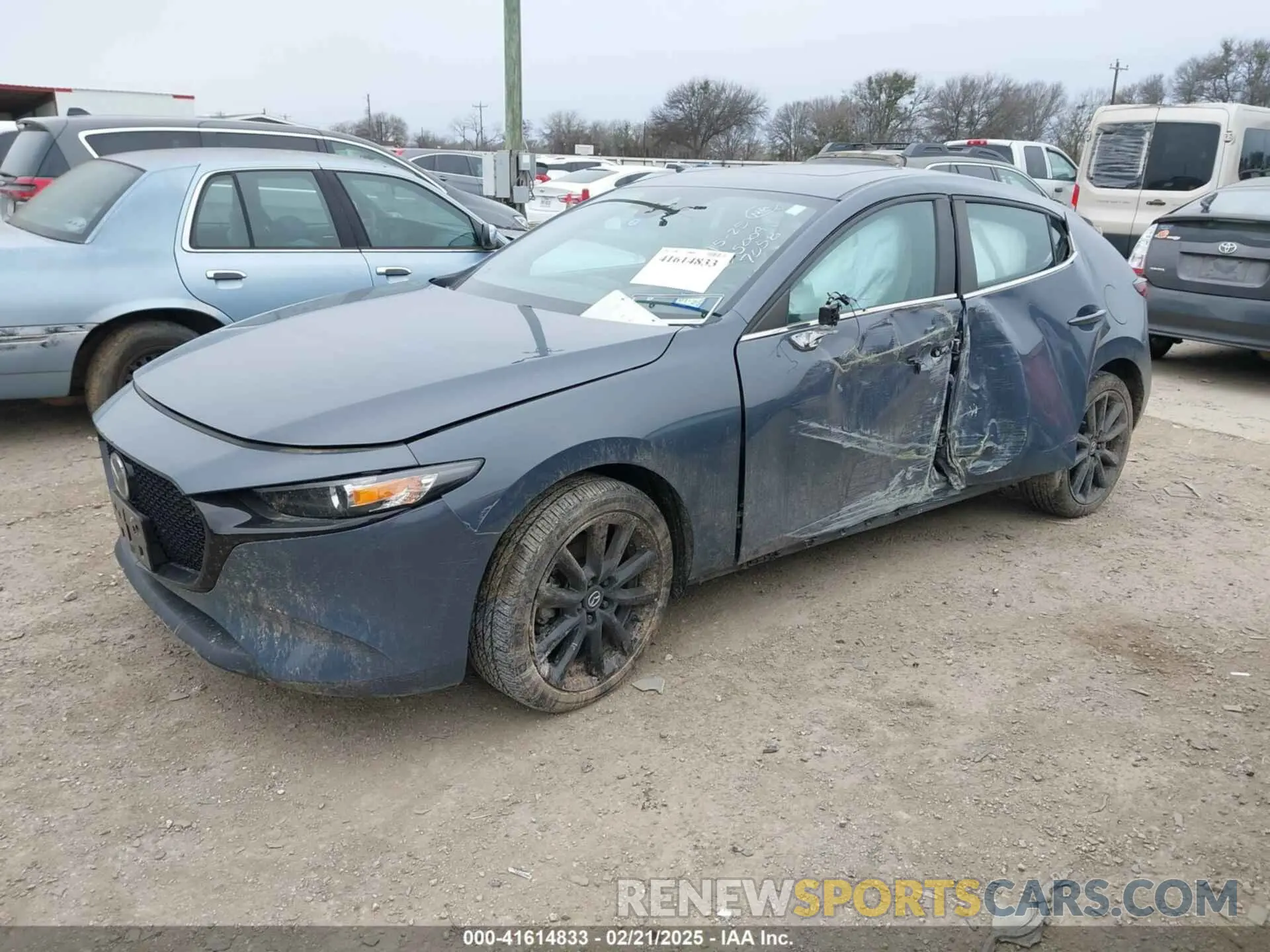 2 Photograph of a damaged car JM1BPBLM3P1607058 MAZDA MAZDA3 HATCHBACK 2023