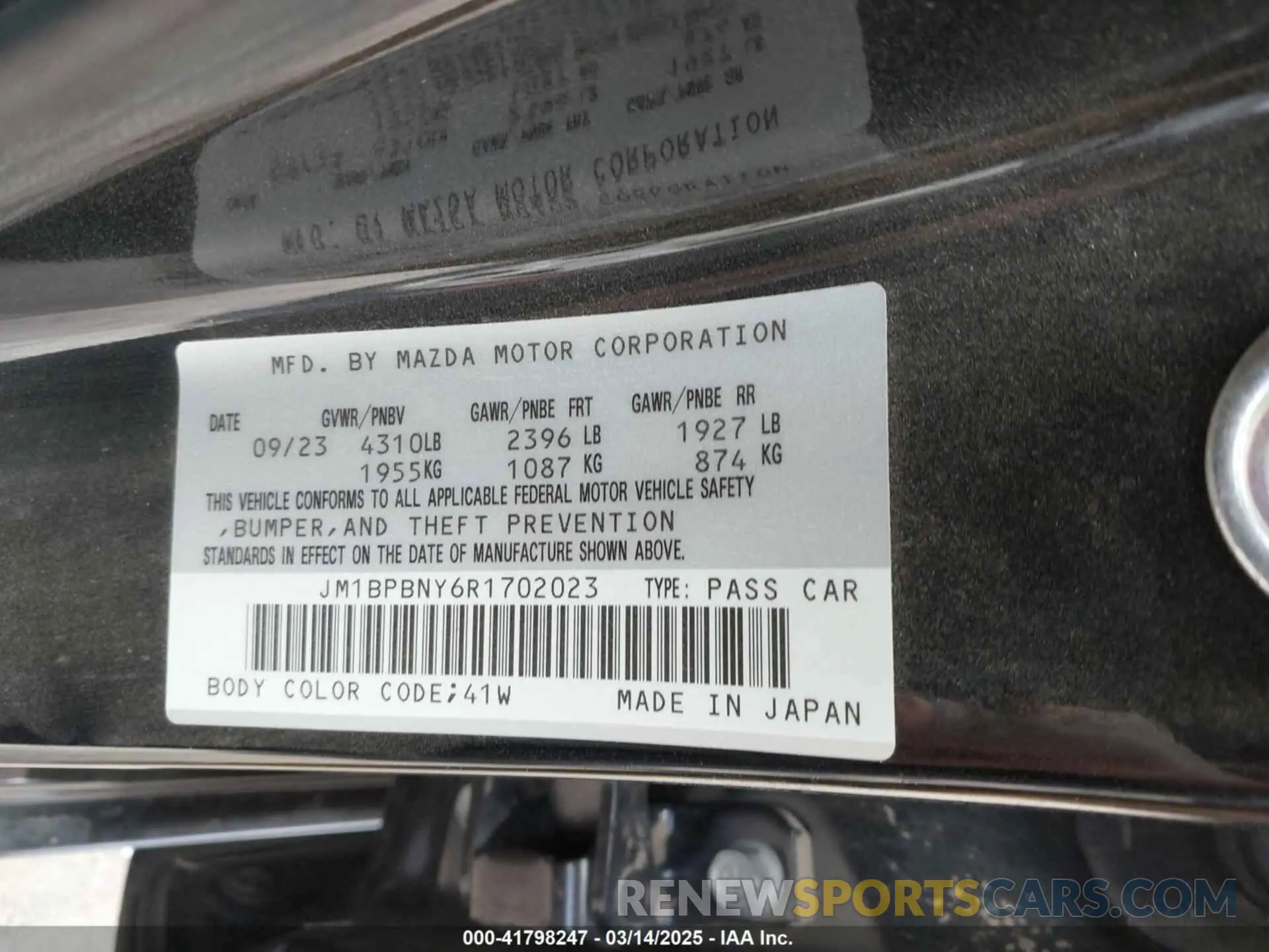 9 Photograph of a damaged car JM1BPBNY6R1702023 MAZDA MAZDA3 HATCHBACK 2024