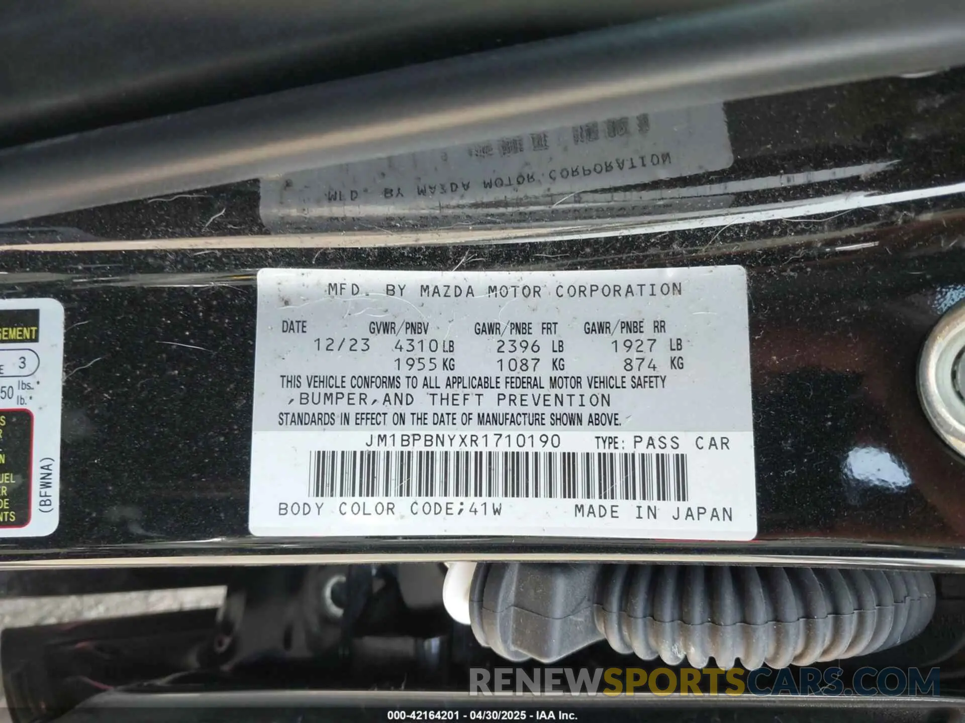 9 Photograph of a damaged car JM1BPBNYXR1710190 MAZDA MAZDA3 HATCHBACK 2024