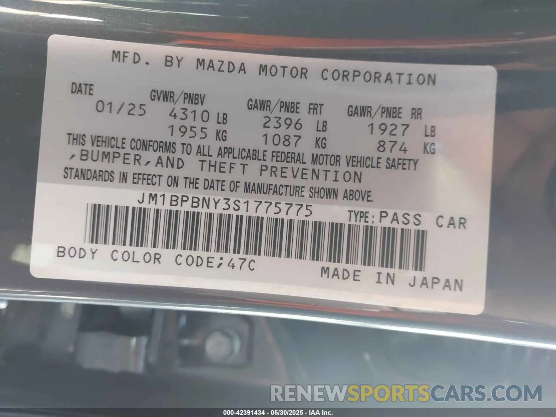 9 Photograph of a damaged car JM1BPBNY3S1775775 MAZDA MAZDA3 HATCHBACK 2025