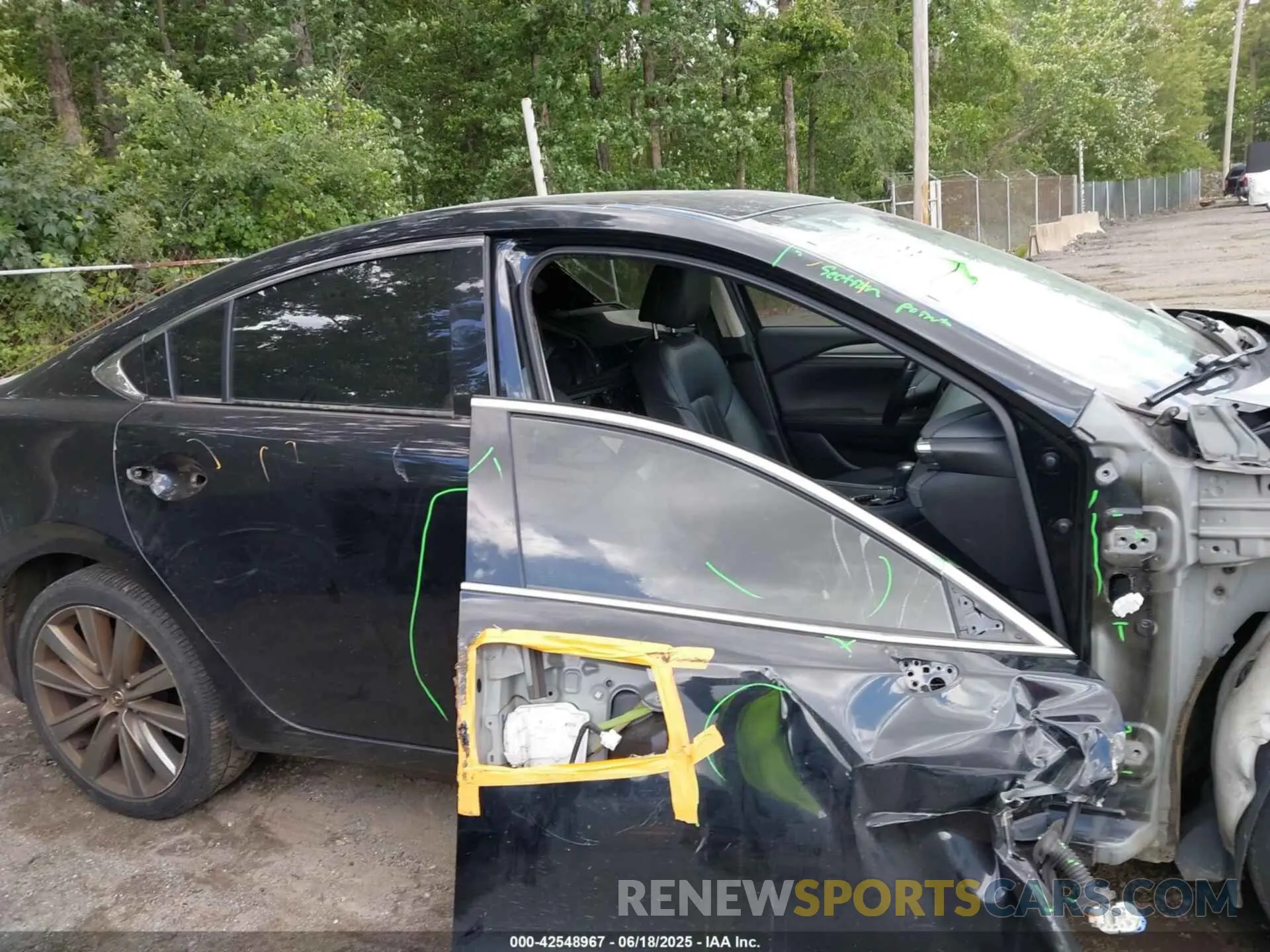 13 Photograph of a damaged car JM1GL1VM4L1516044 MAZDA MAZDA6 2020