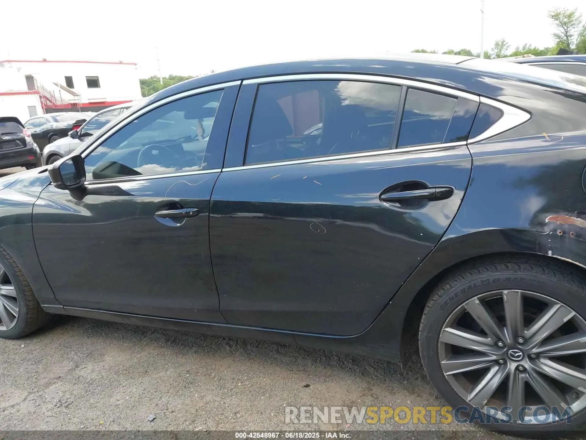 14 Photograph of a damaged car JM1GL1VM4L1516044 MAZDA MAZDA6 2020