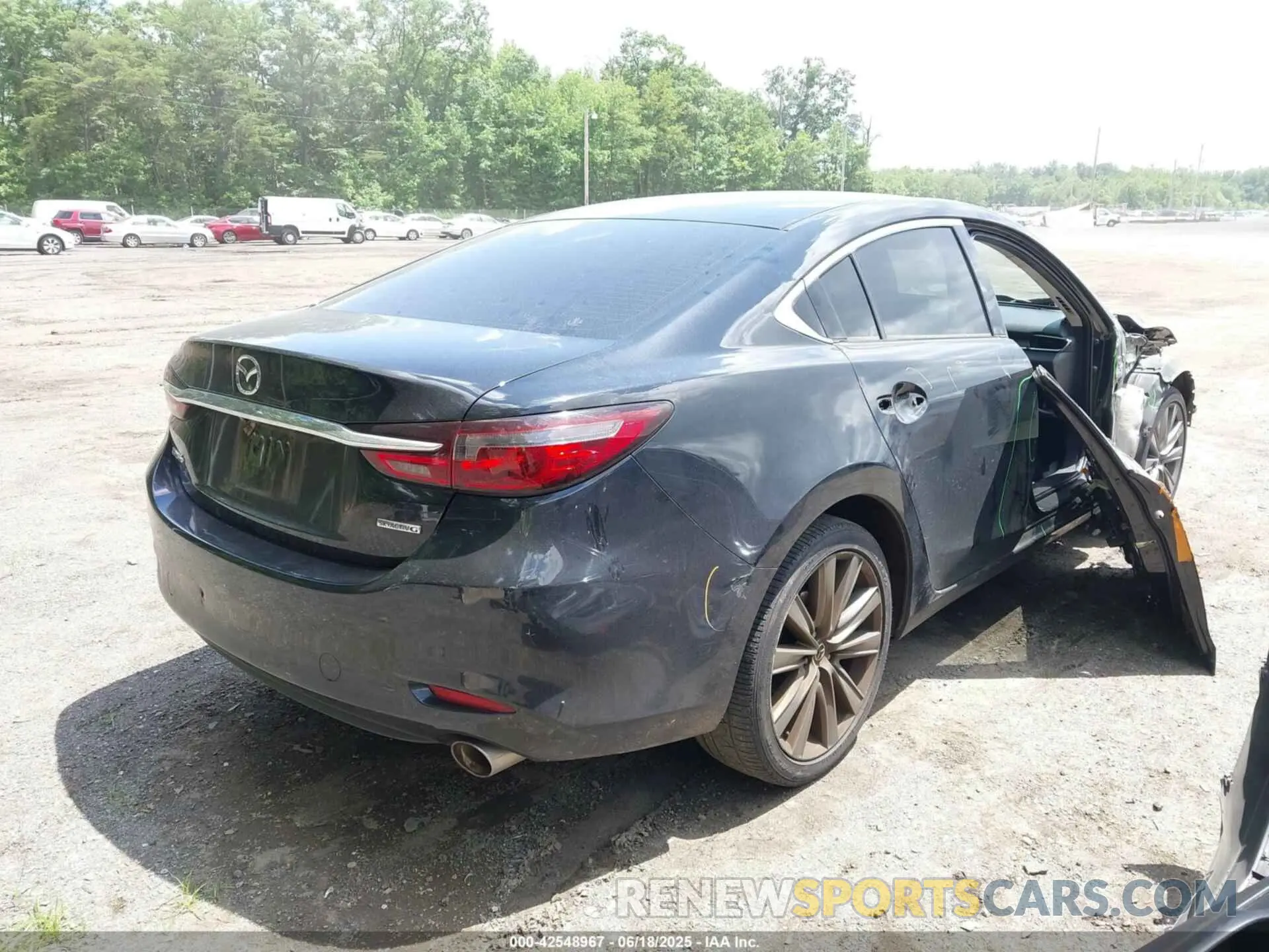 4 Photograph of a damaged car JM1GL1VM4L1516044 MAZDA MAZDA6 2020