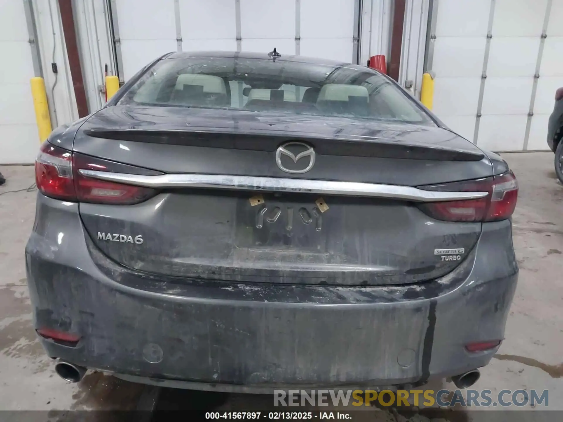 17 Photograph of a damaged car JM1GL1WY5M1610808 MAZDA MAZDA6 2021