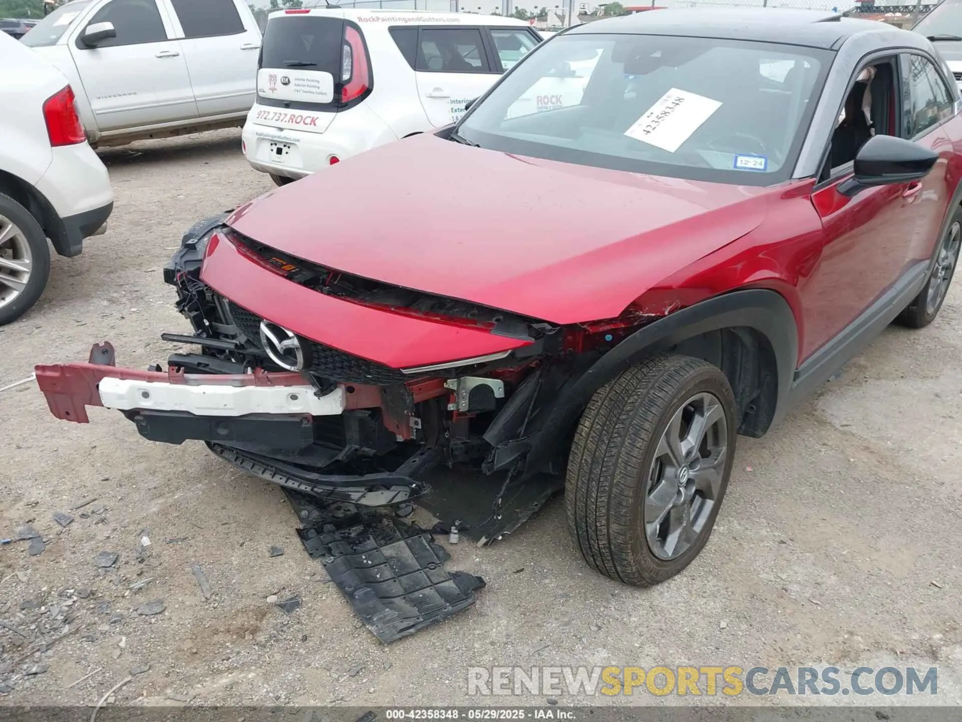 6 Photograph of a damaged car JM1DRADB5N0100644 MAZDA MX-30 EV 2022