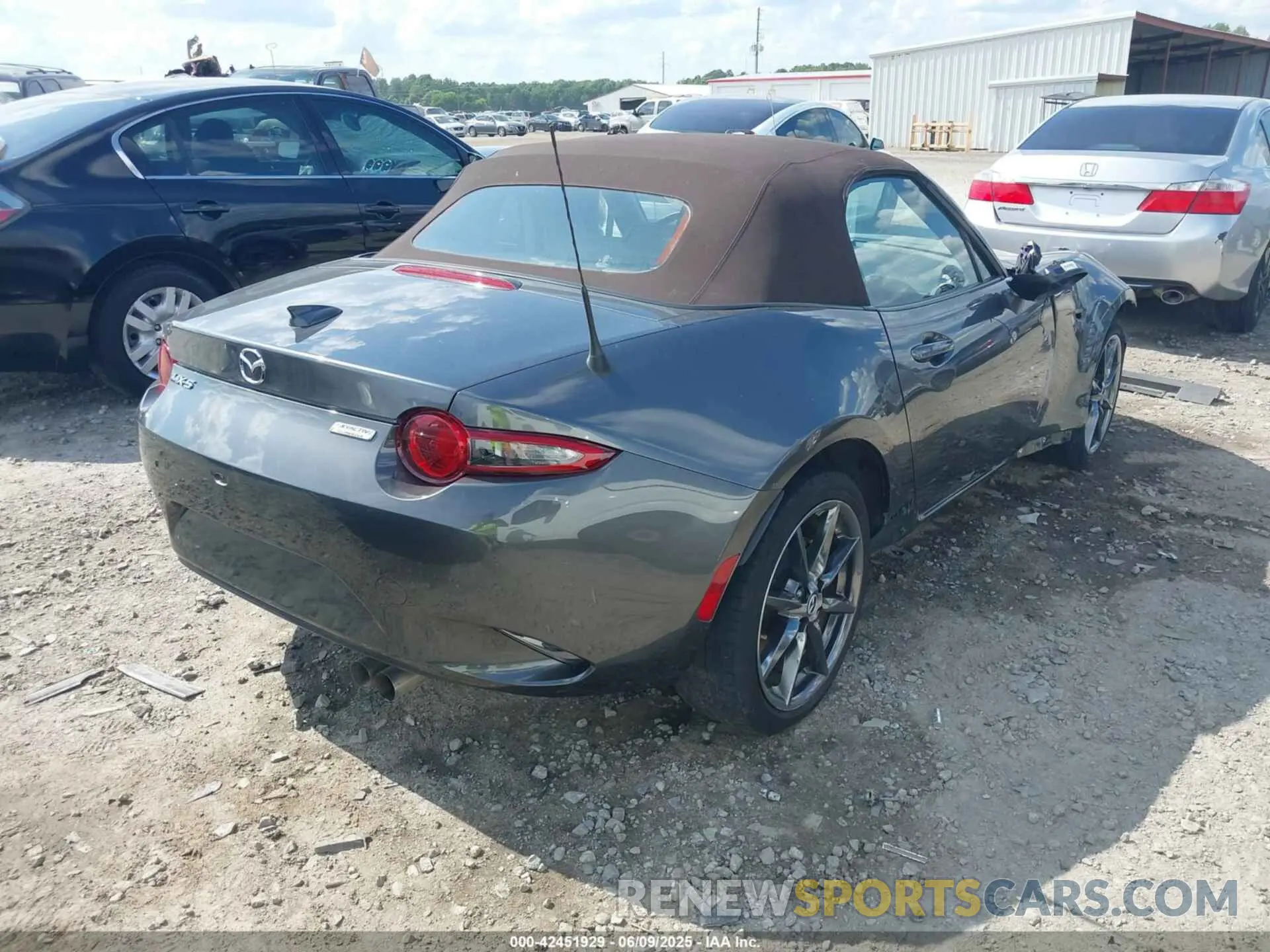 4 Photograph of a damaged car JM1NDAD77K0307238 MAZDA MX-5 MIATA 2019