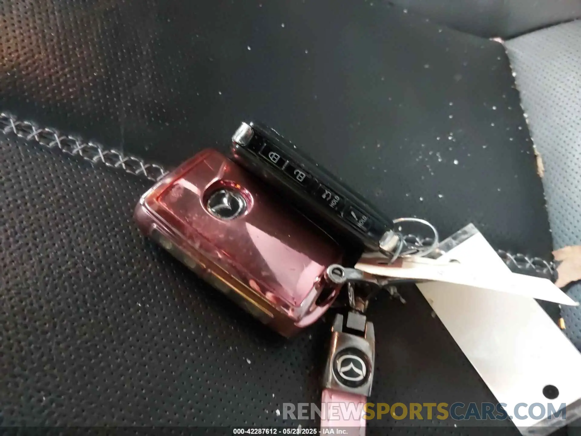 11 Photograph of a damaged car JM1NDAD74L0415690 MAZDA MX-5 MIATA 2020
