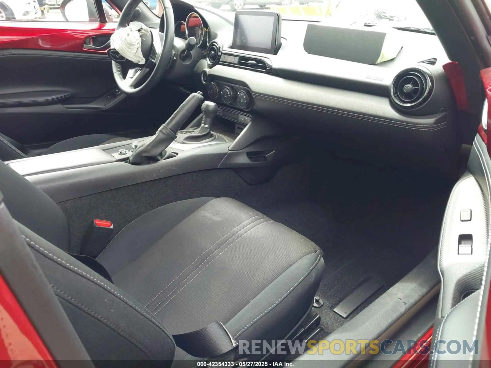 5 Photograph of a damaged car JM1NDAL78M0453975 MAZDA MX-5 MIATA 2021