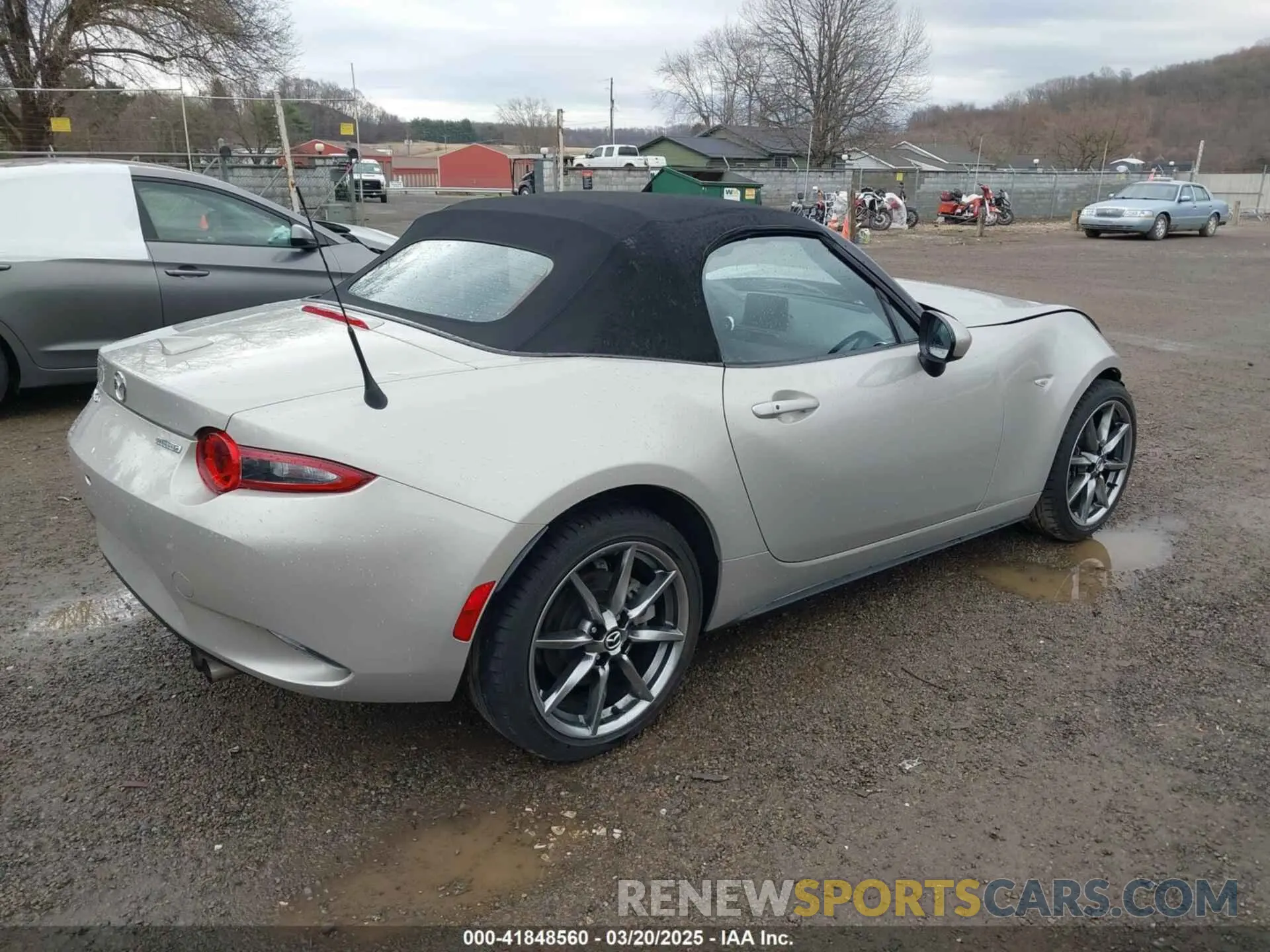 4 Photograph of a damaged car JM1NDAD78N0507646 MAZDA MX-5 MIATA 2022