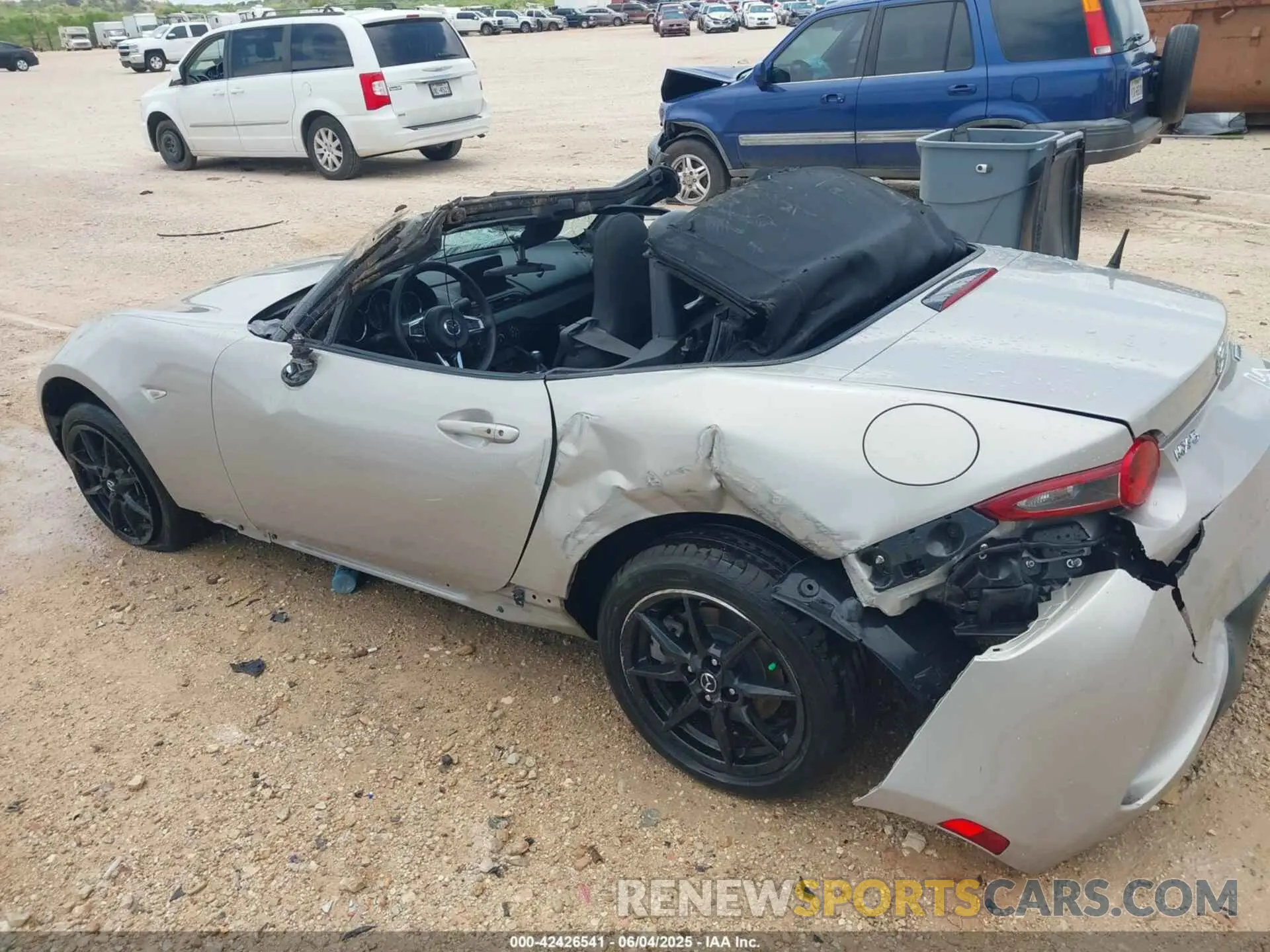16 Photograph of a damaged car JM1NDAB77P0551899 MAZDA MX-5 MIATA 2023