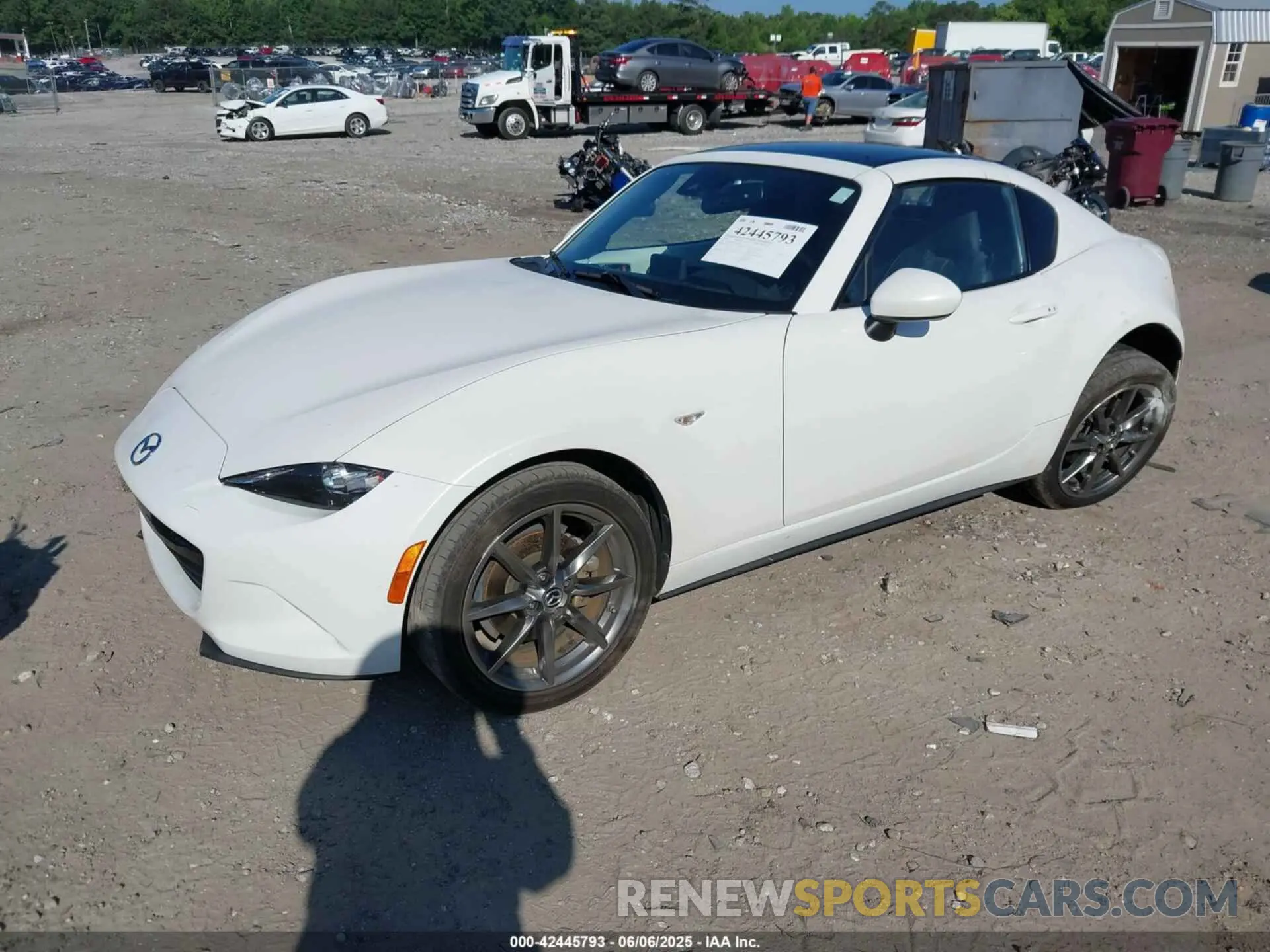 2 Photograph of a damaged car JM1NDAM70L0411832 MAZDA MX-5 MIATA RF 2020