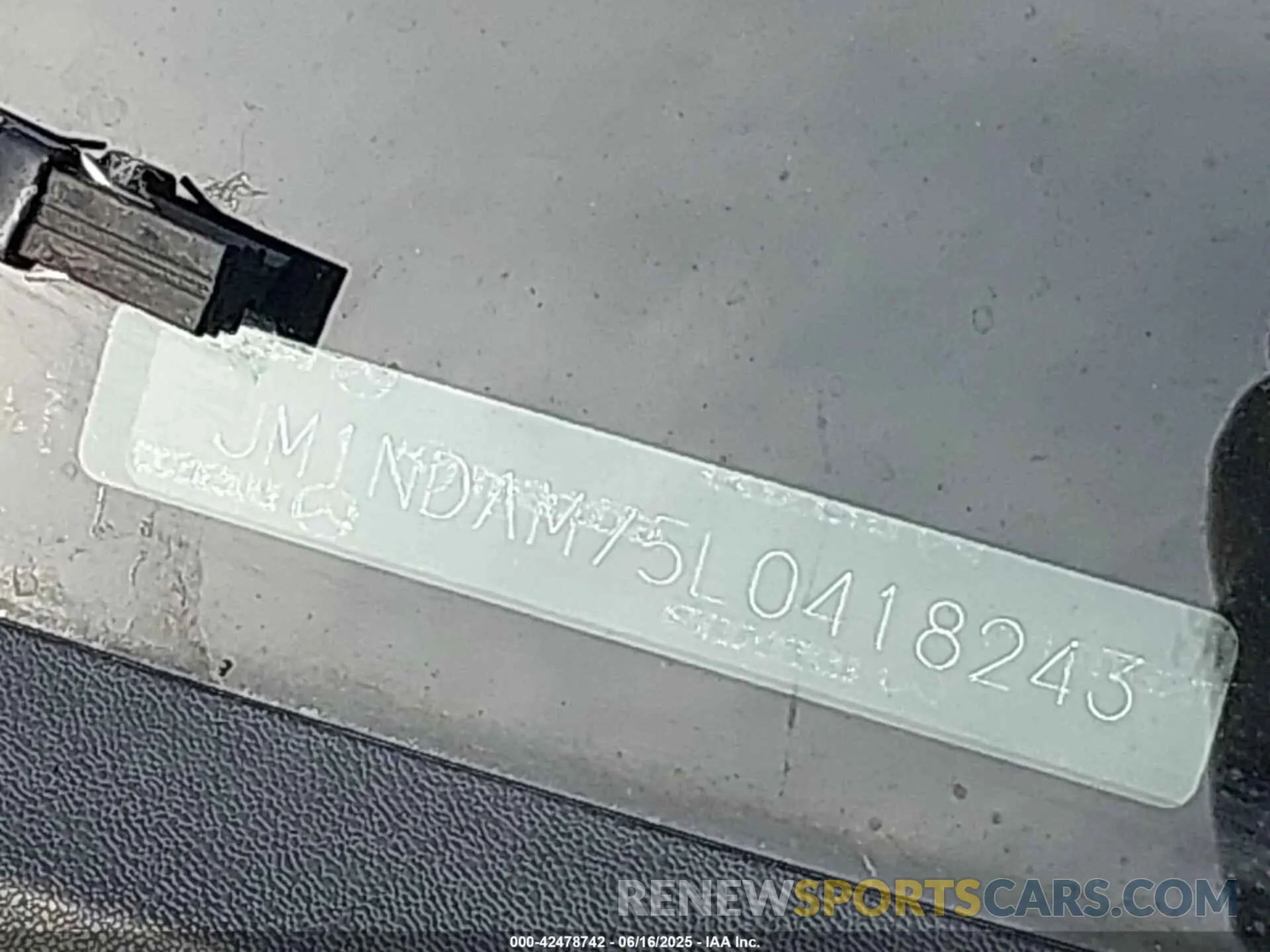 18 Photograph of a damaged car JM1NDAM75L0418243 MAZDA MX-5 MIATA RF 2020