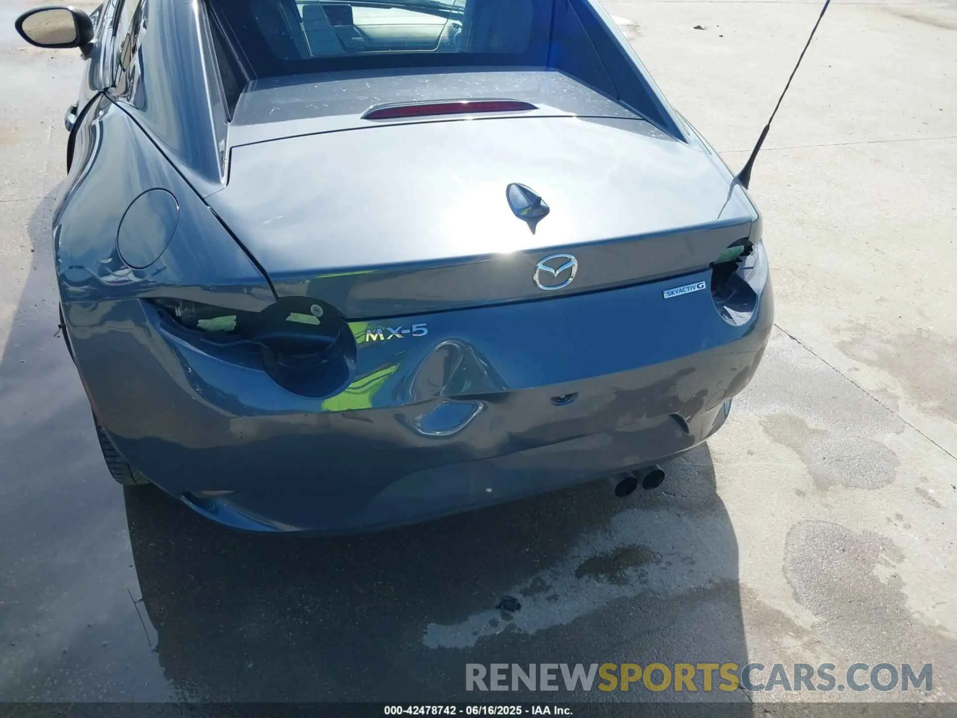 6 Photograph of a damaged car JM1NDAM75L0418243 MAZDA MX-5 MIATA RF 2020