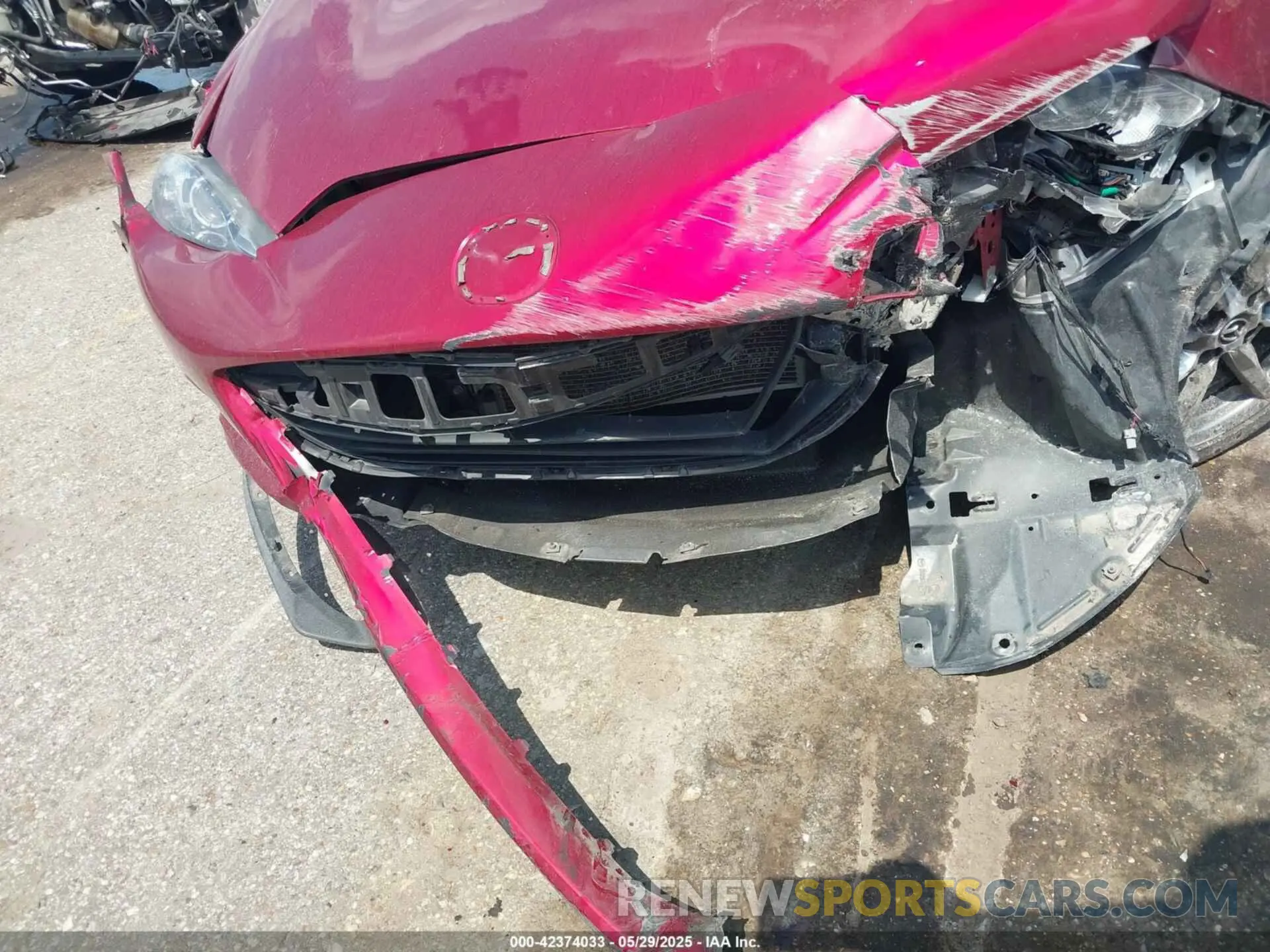 11 Photograph of a damaged car JM1NDAM77L0418888 MAZDA MX-5 MIATA RF 2020