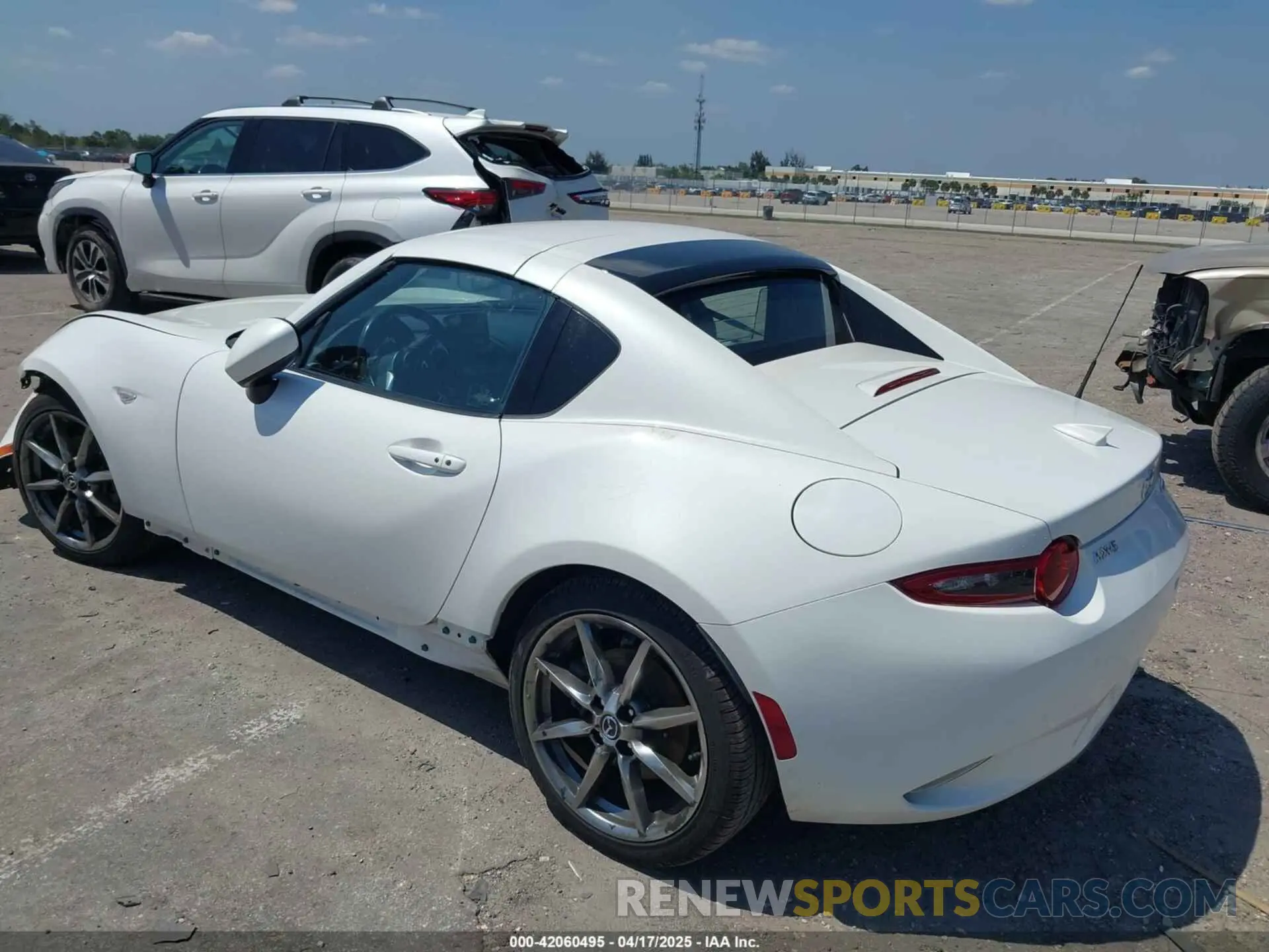 3 Photograph of a damaged car JM1NDAM75M0450871 MAZDA MX-5 MIATA RF 2021
