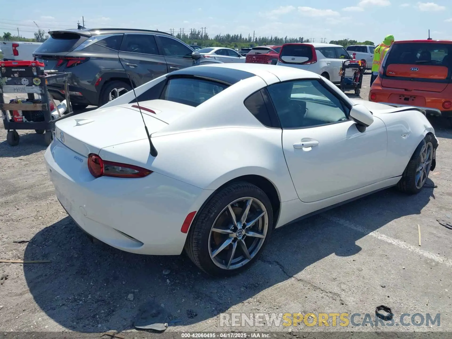 4 Photograph of a damaged car JM1NDAM75M0450871 MAZDA MX-5 MIATA RF 2021