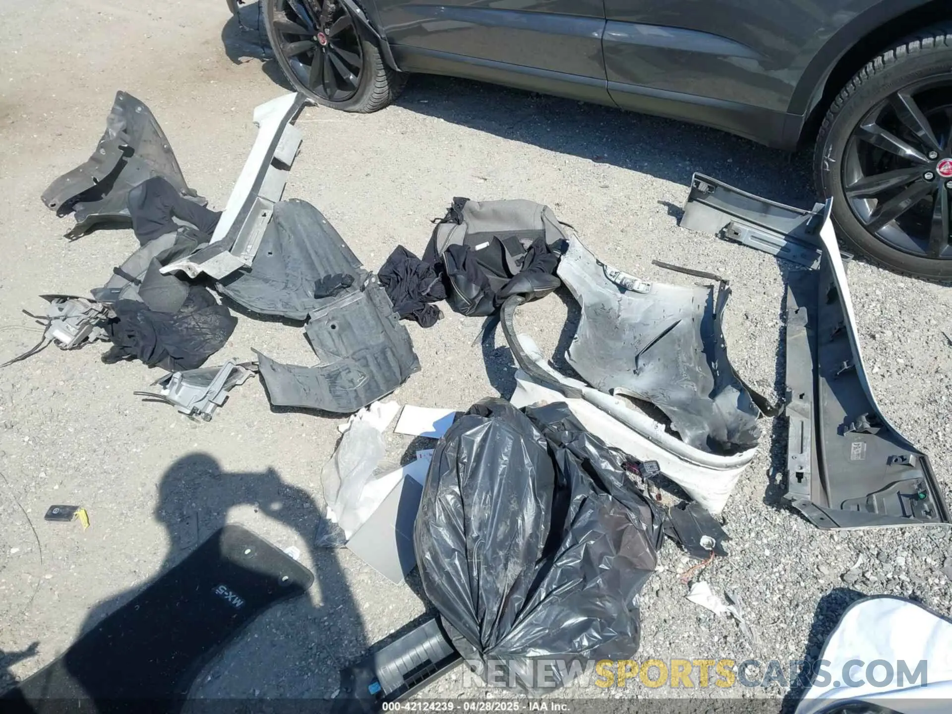 12 Photograph of a damaged car JM1NDAM74N0503948 MAZDA MX-5 MIATA RF 2022