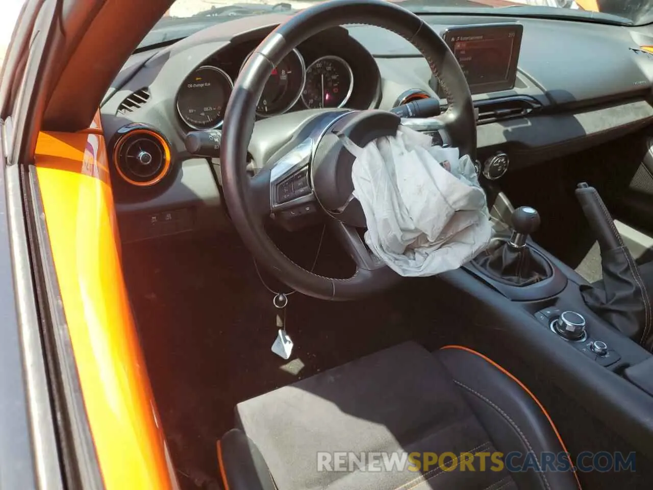 8 Photograph of a damaged car JM1NDAA79K0400296 MAZDA MX5 2019
