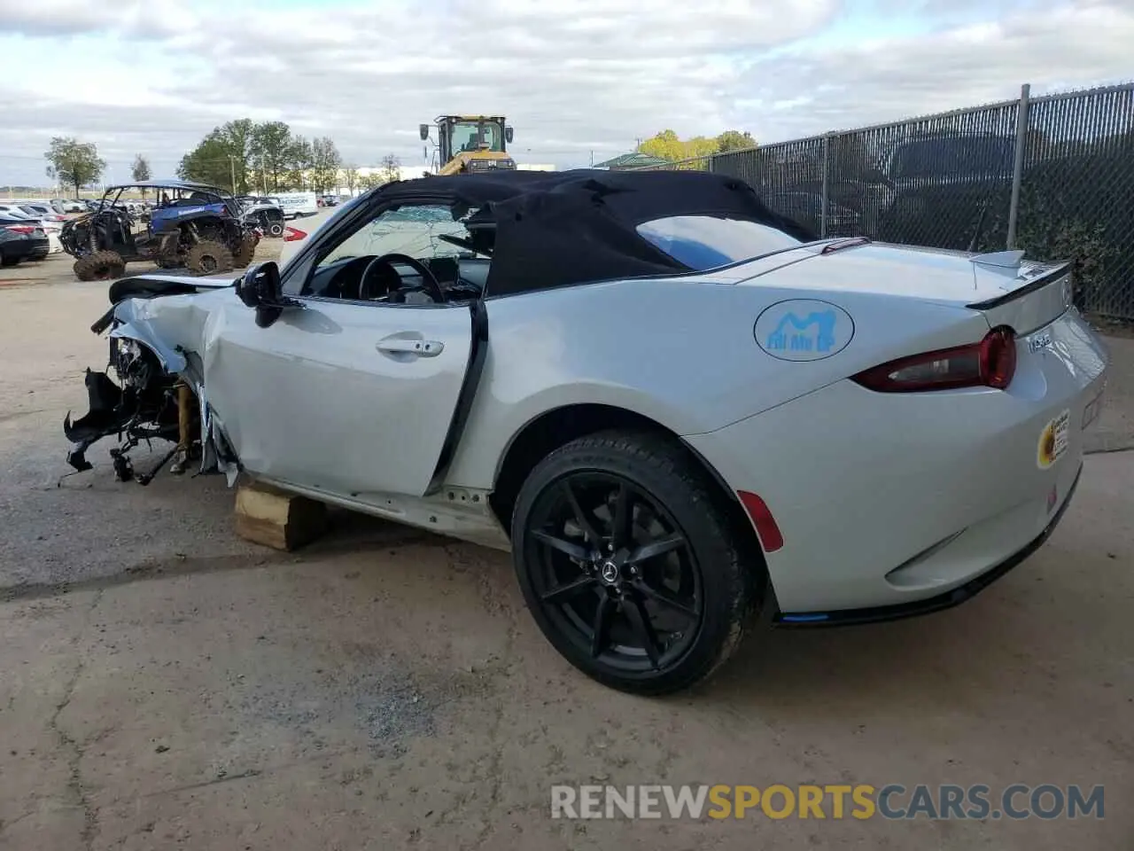 2 Photograph of a damaged car JM1NDAC78K0311347 MAZDA MX5 2019