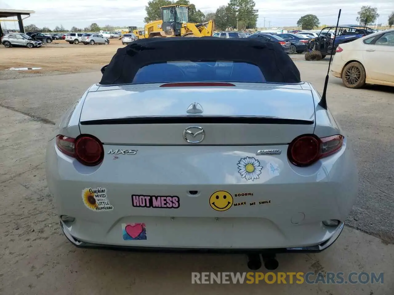 6 Photograph of a damaged car JM1NDAC78K0311347 MAZDA MX5 2019