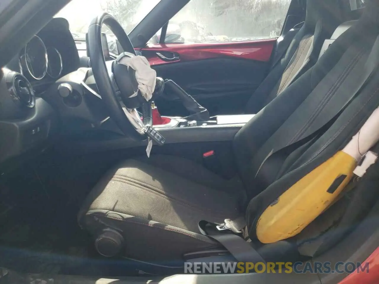 7 Photograph of a damaged car JM1NDAL73K0303415 MAZDA MX5 2019