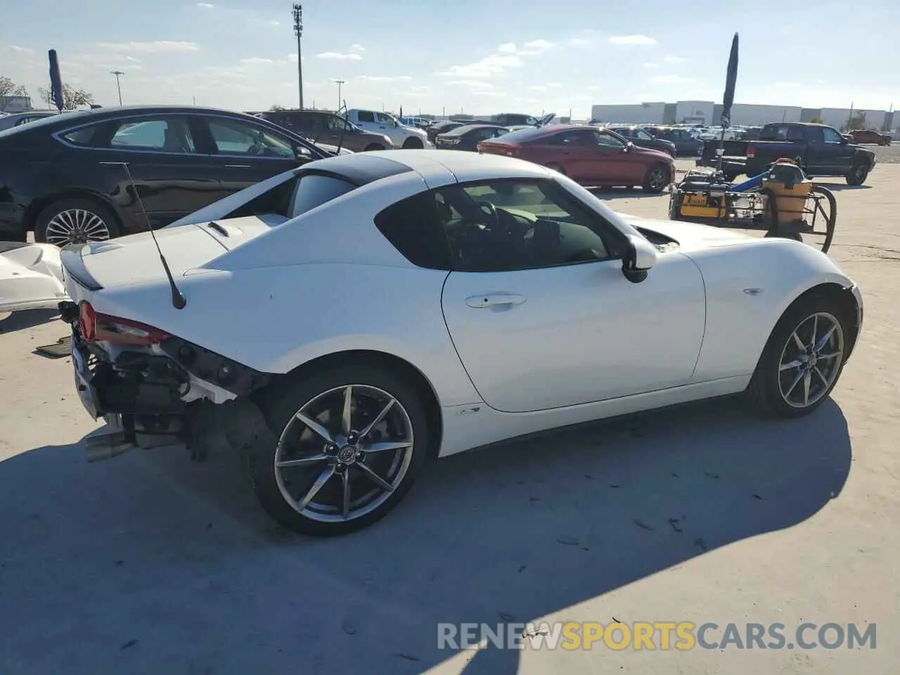 3 Photograph of a damaged car JM1NDAJ76L0417073 MAZDA MX5 2020