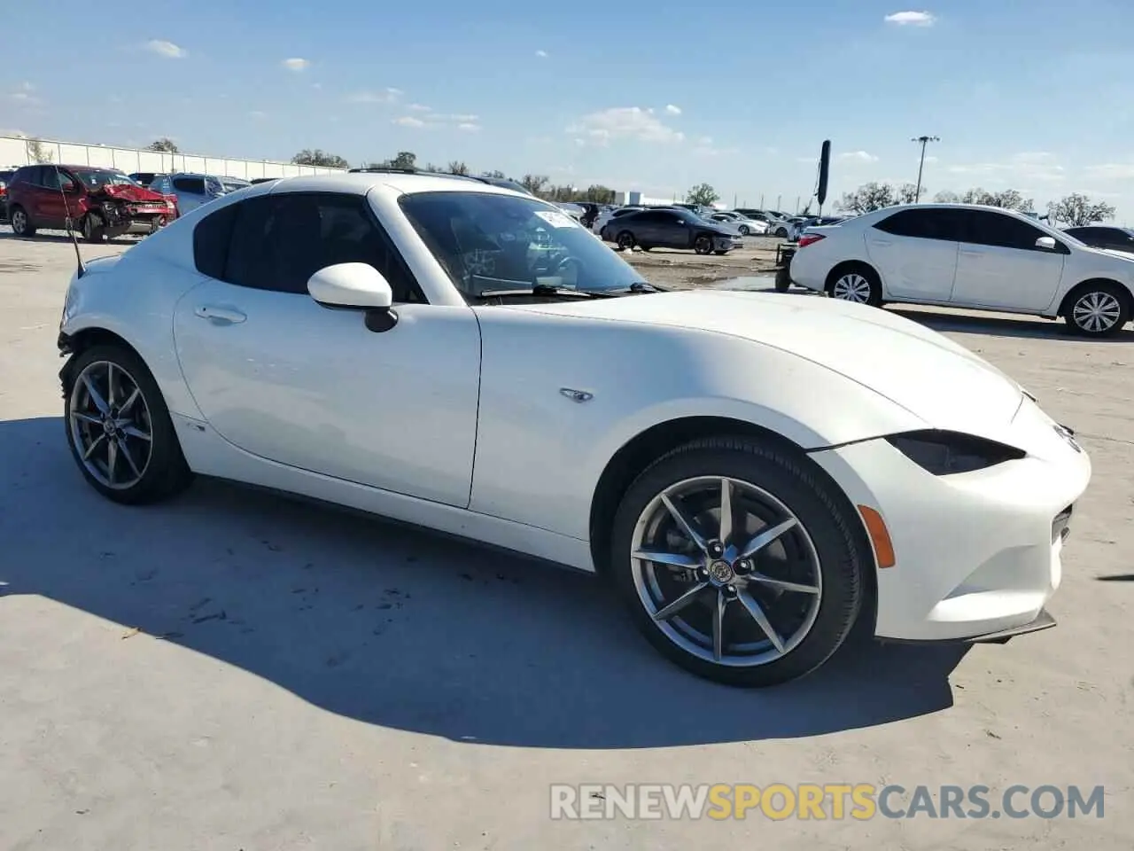 4 Photograph of a damaged car JM1NDAJ76L0417073 MAZDA MX5 2020