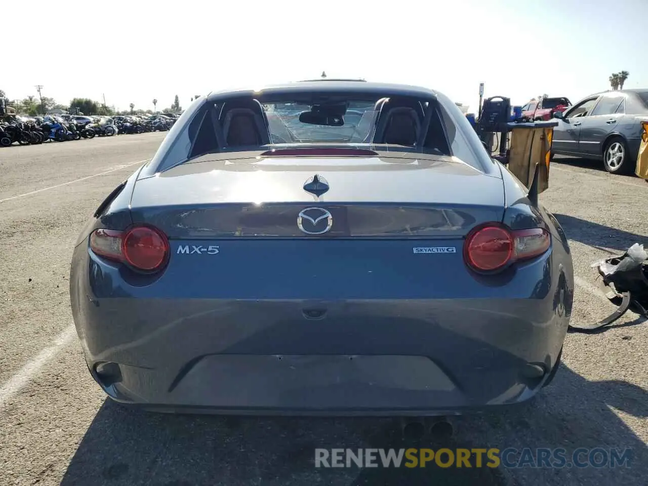 6 Photograph of a damaged car JM1NDAM76L0414377 MAZDA MX5 2020