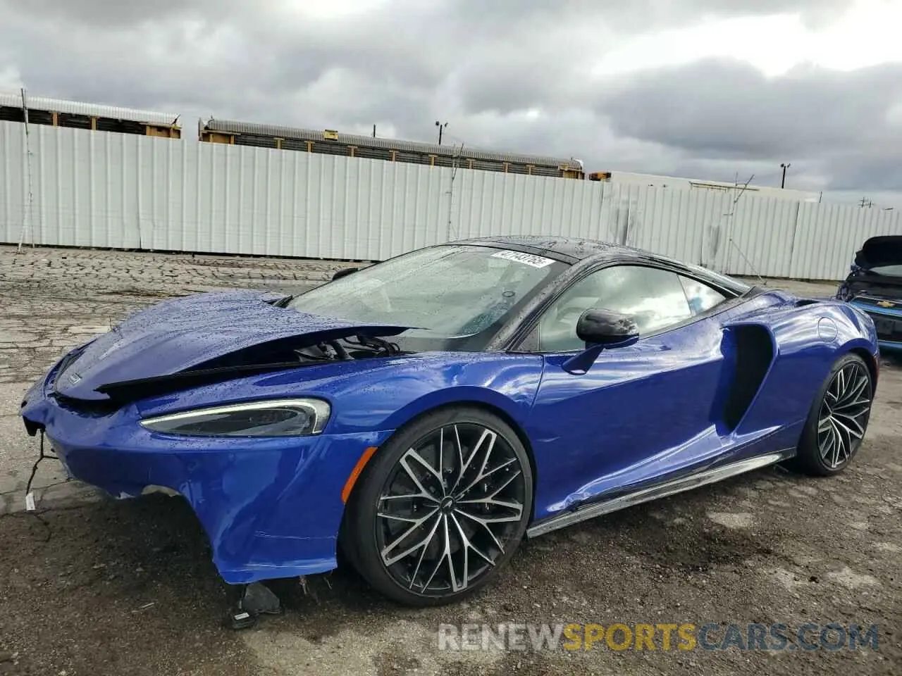 1 Photograph of a damaged car SBM22GCA9PW003039 MCLAREN AUTOMOTIVE GT 2023