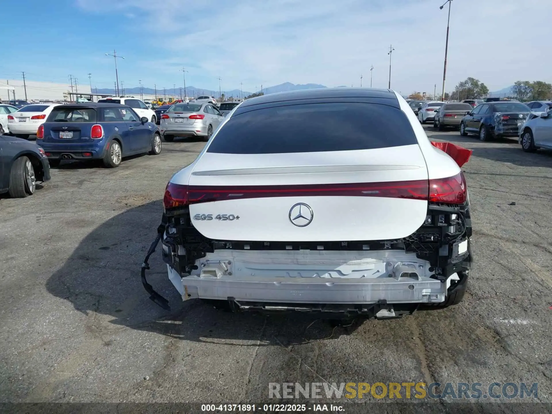 15 Photograph of a damaged car W1KCG2DB8RA048312 MERCEDES-BENZ 450 2024