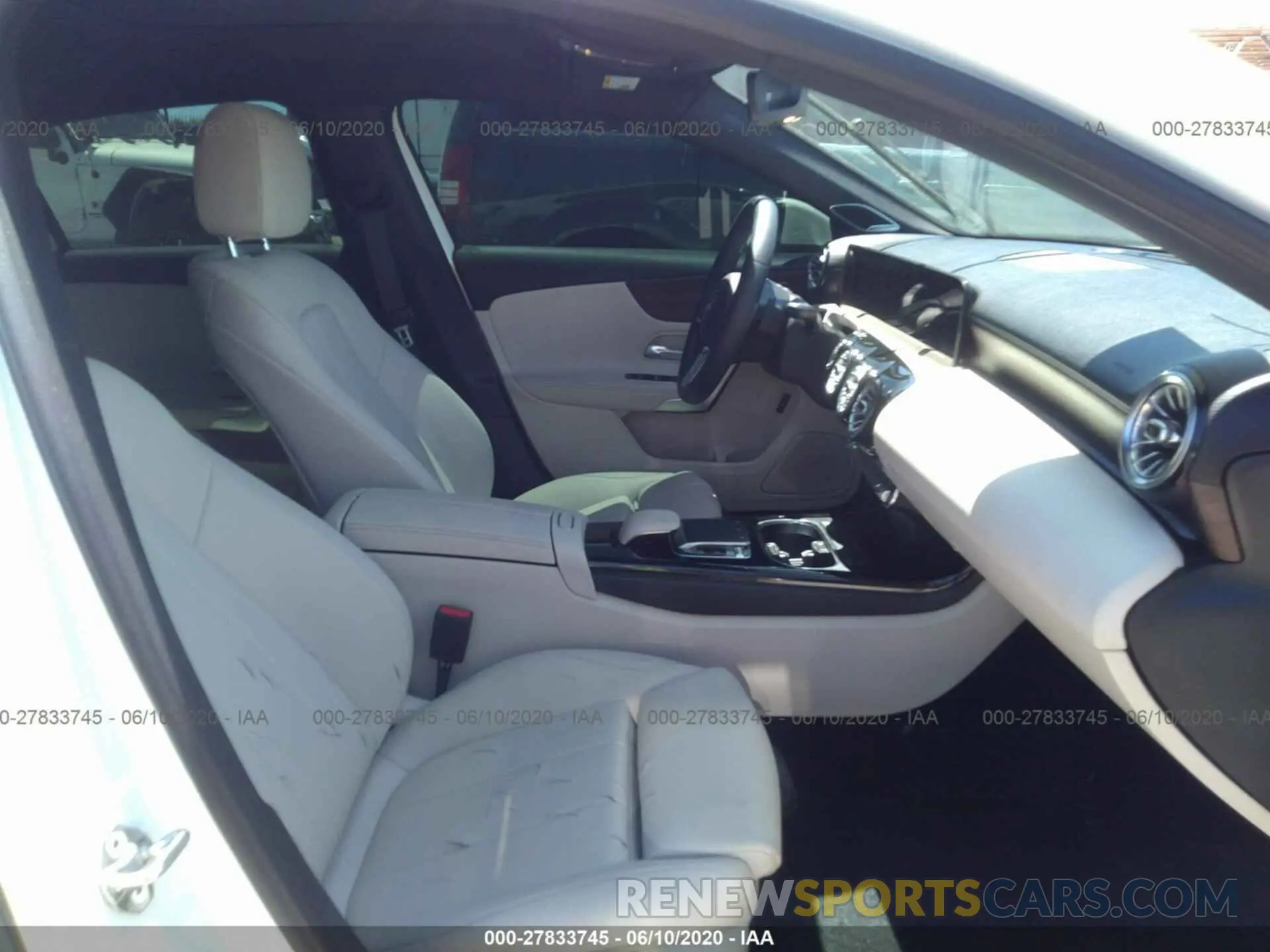 5 Photograph of a damaged car WDD3G4EB4KW012507 MERCEDES-BENZ A 2019