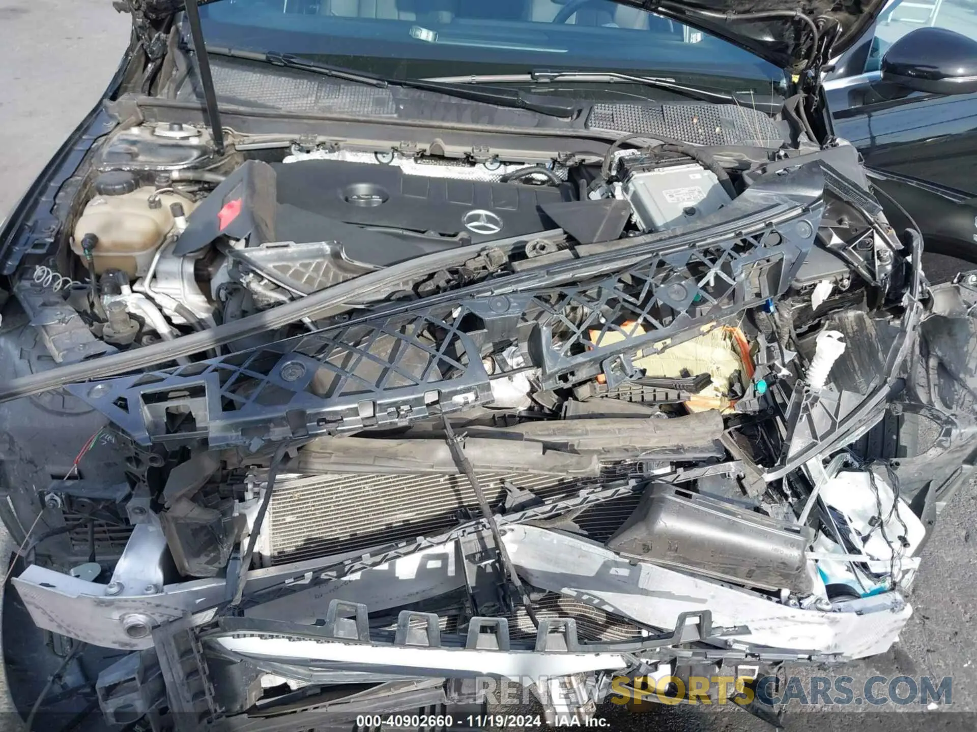 10 Photograph of a damaged car WDD3G4EB8KW021243 MERCEDES-BENZ A 2019
