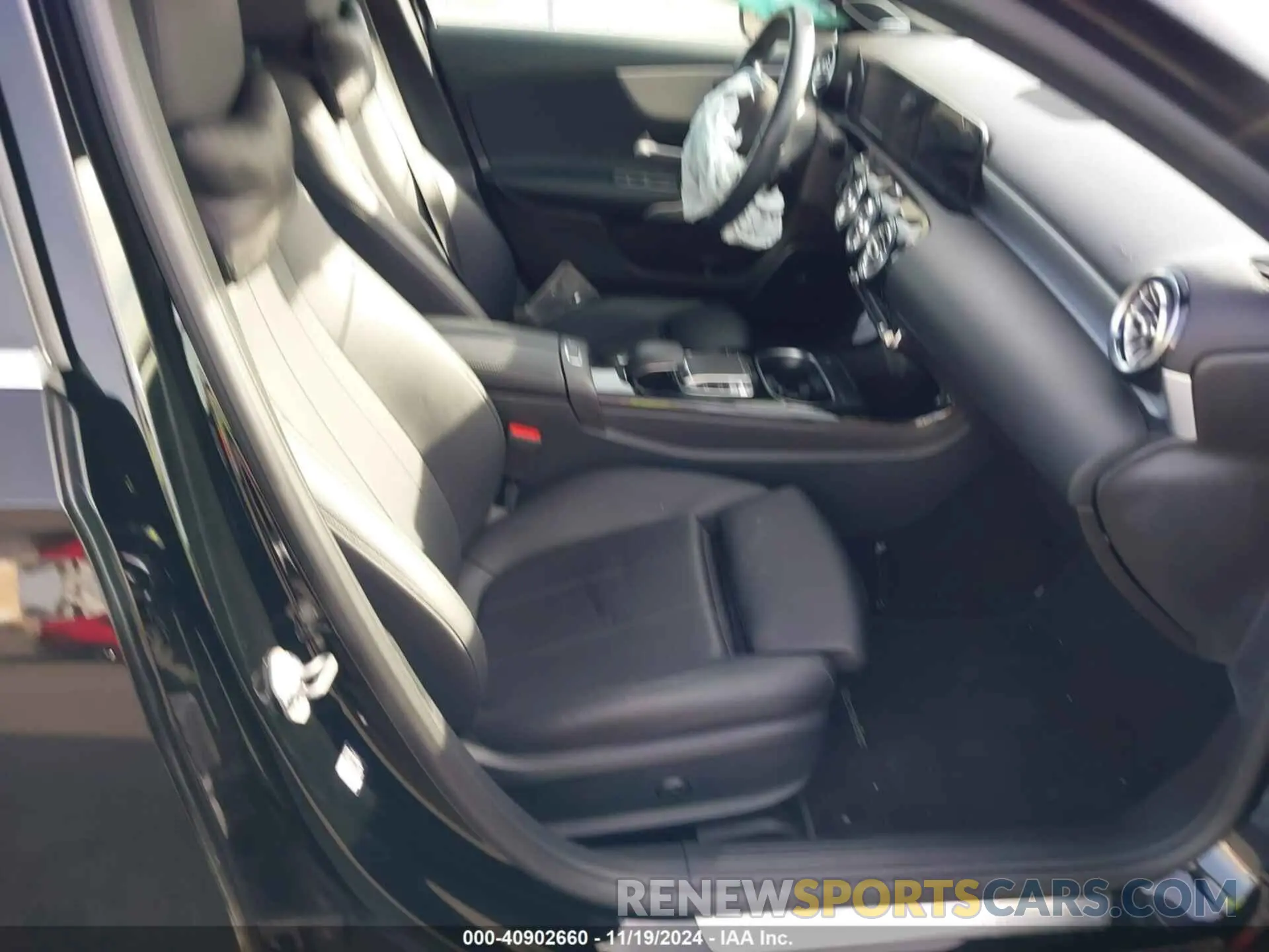 5 Photograph of a damaged car WDD3G4EB8KW021243 MERCEDES-BENZ A 2019