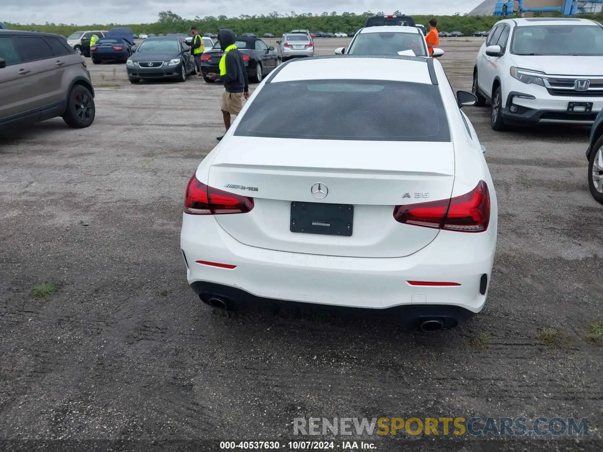 16 Photograph of a damaged car W1K3G5BB1MJ317117 MERCEDES-BENZ A 2021