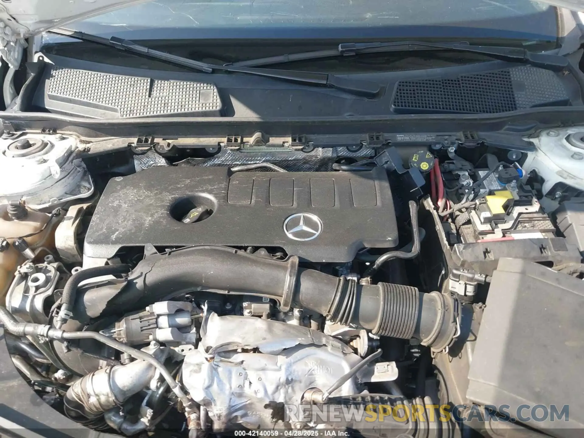 10 Photograph of a damaged car WDD3G4EB0KW000497 MERCEDES-BENZ A 220 2019