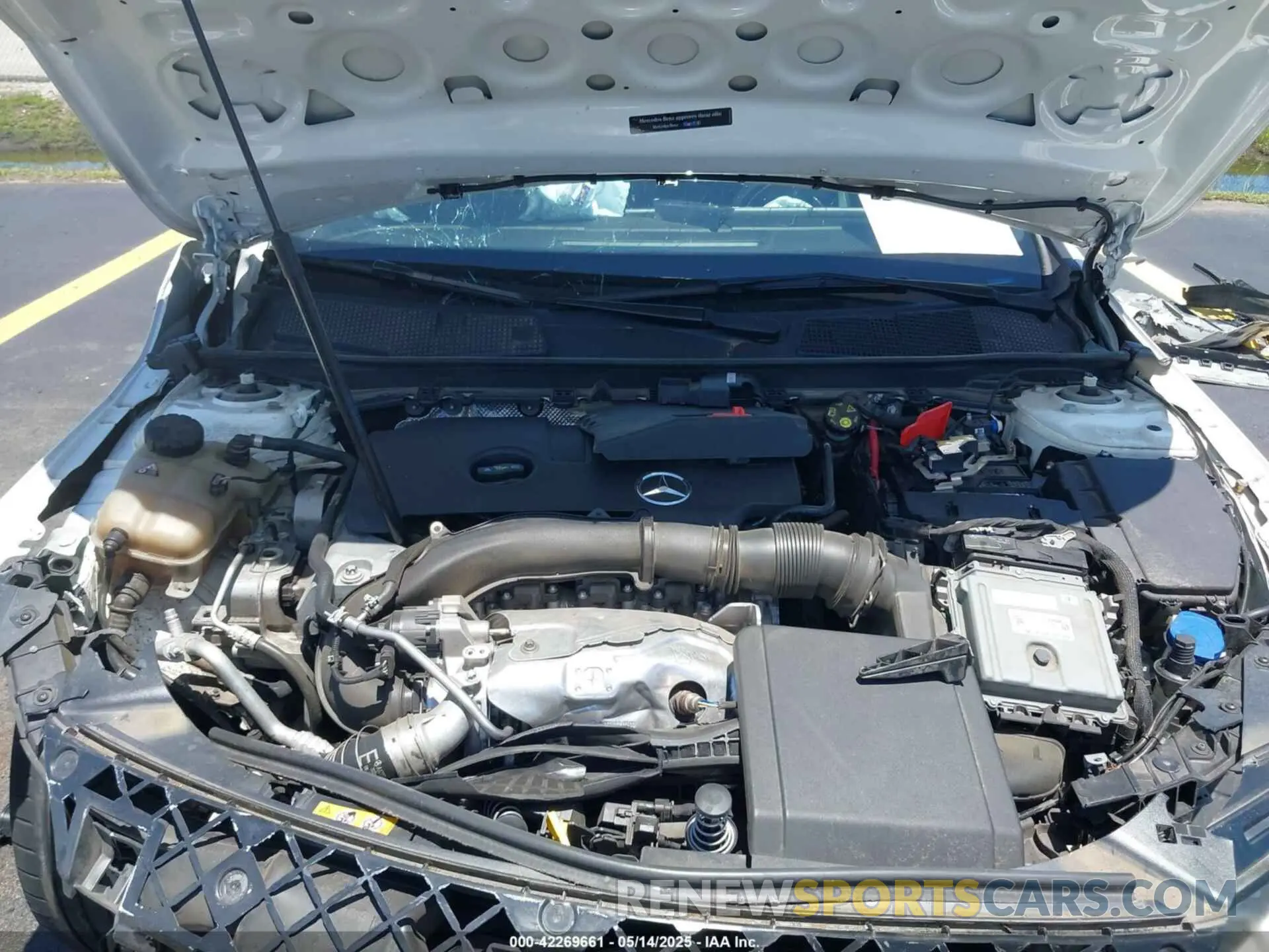 10 Photograph of a damaged car WDD3G4EB1KW012903 MERCEDES-BENZ A 220 2019