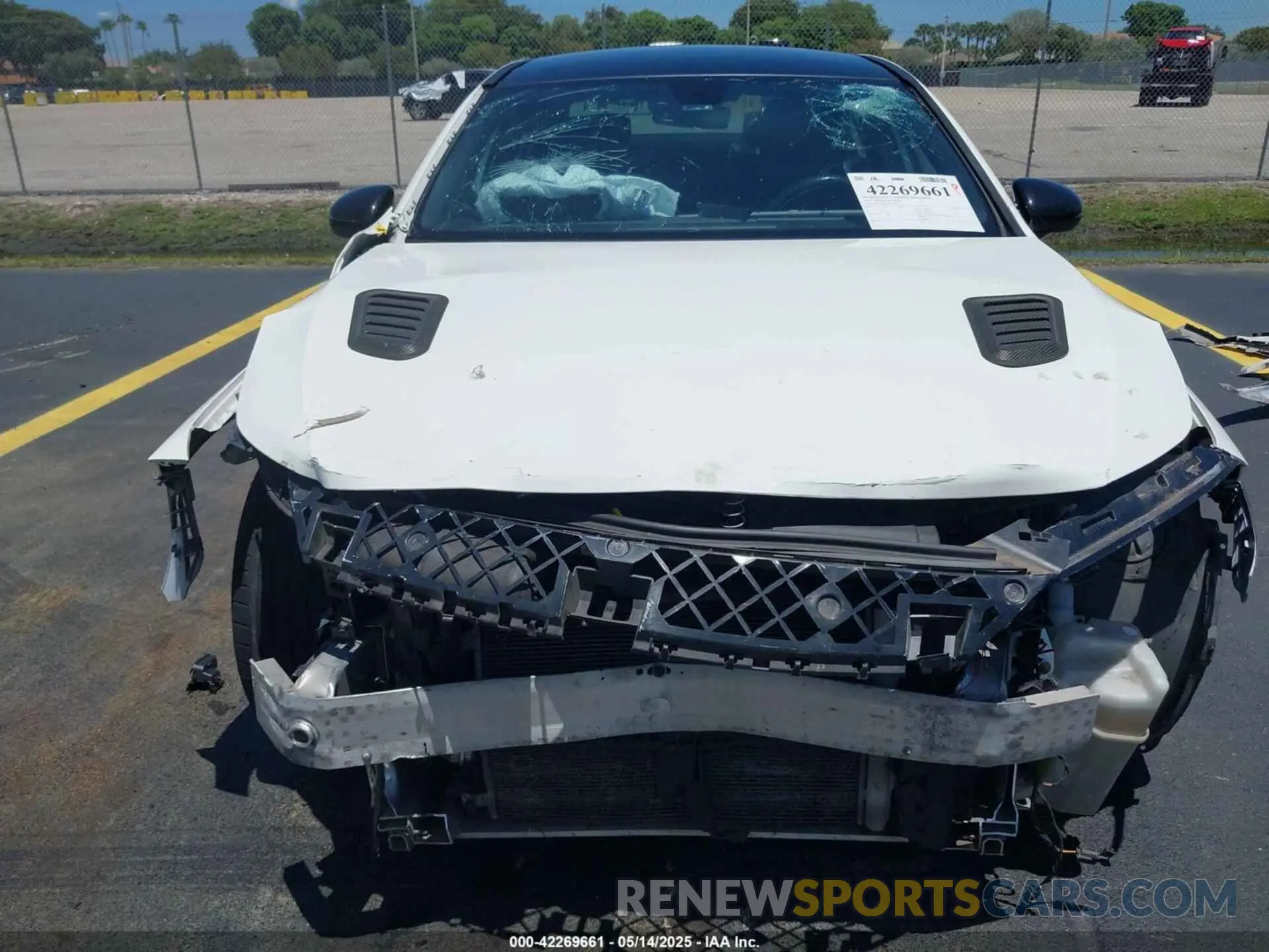 13 Photograph of a damaged car WDD3G4EB1KW012903 MERCEDES-BENZ A 220 2019