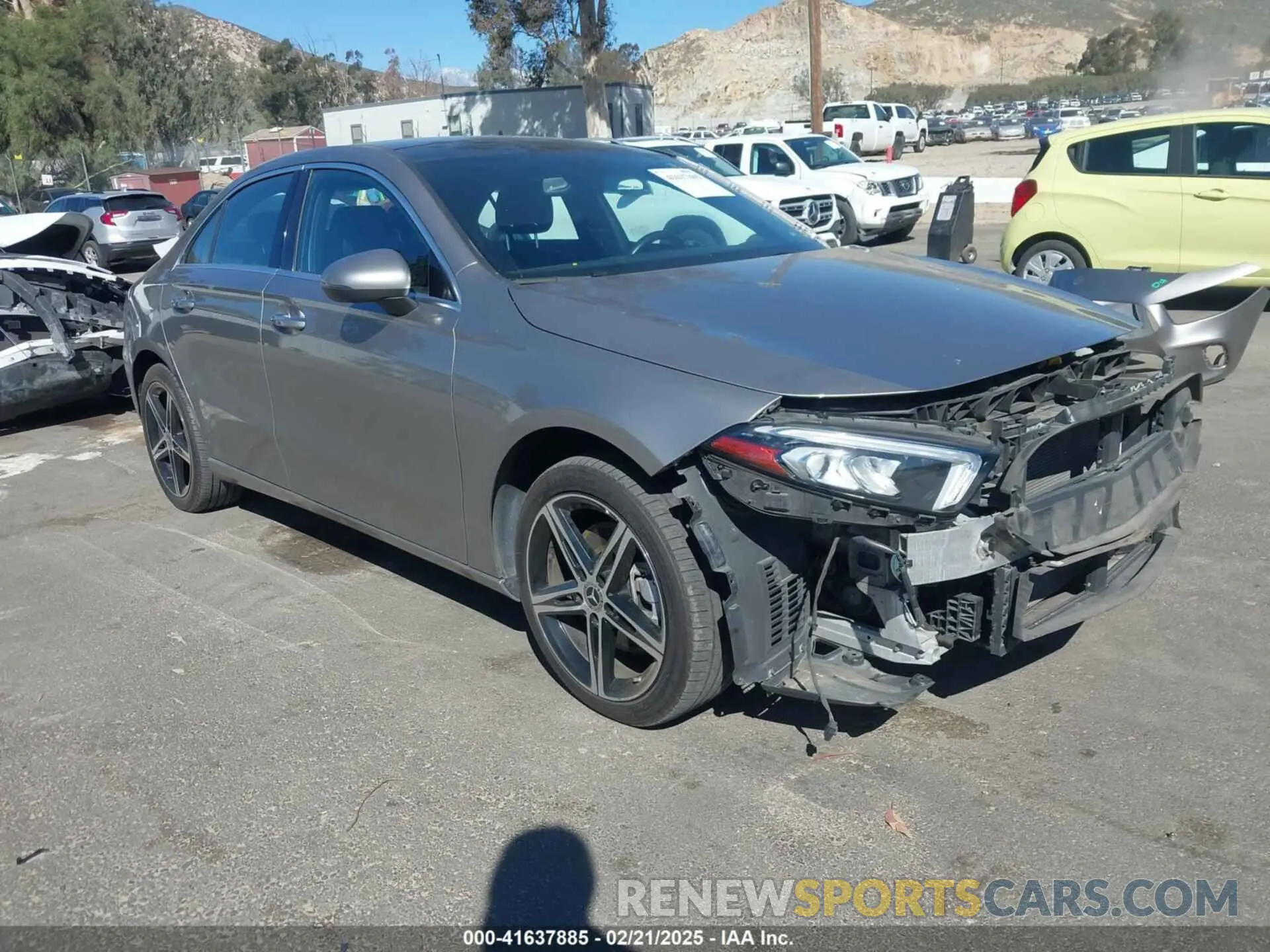 1 Photograph of a damaged car WDD3G4EB1KW021407 MERCEDES-BENZ A 220 2019
