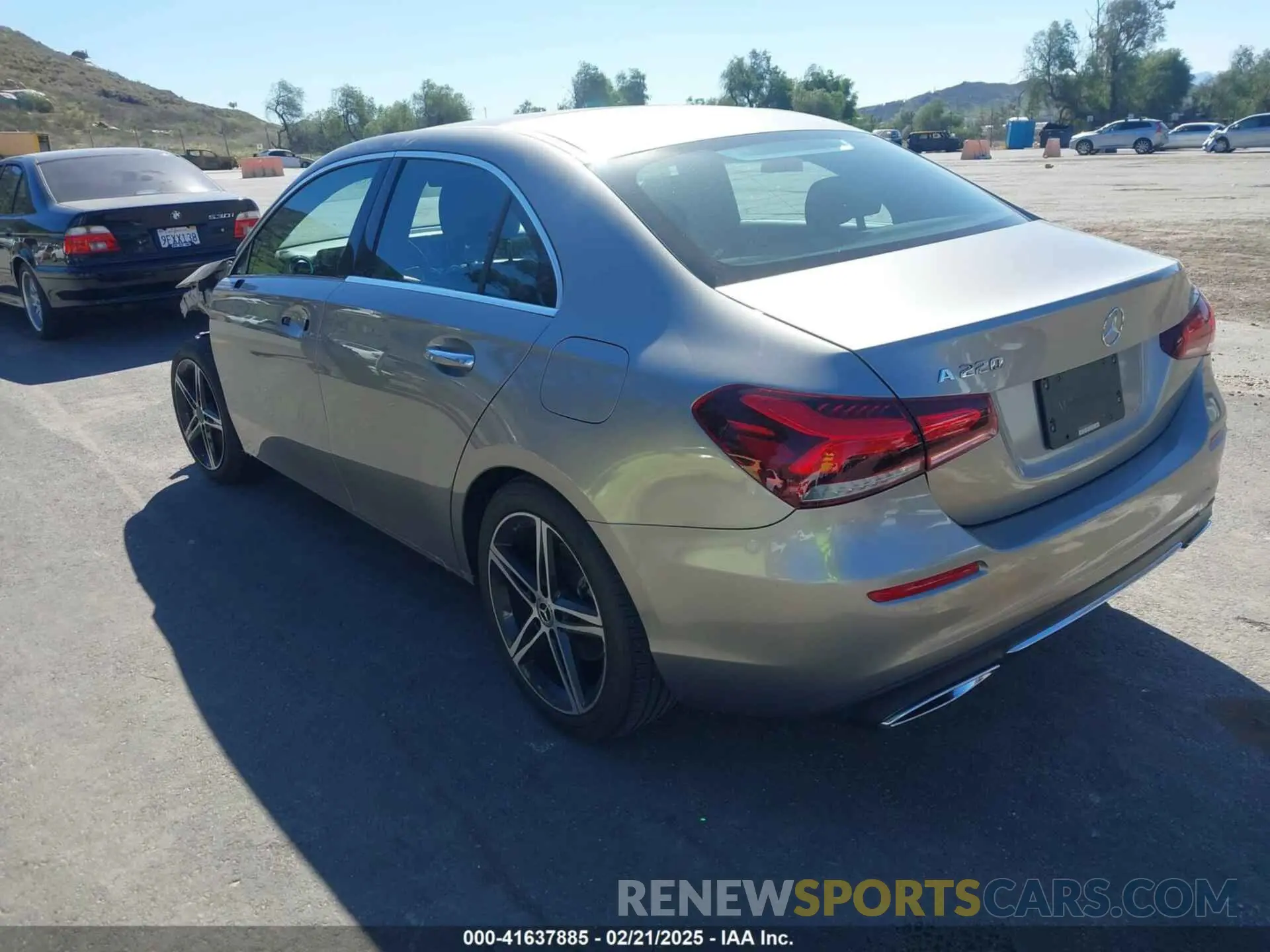 3 Photograph of a damaged car WDD3G4EB1KW021407 MERCEDES-BENZ A 220 2019