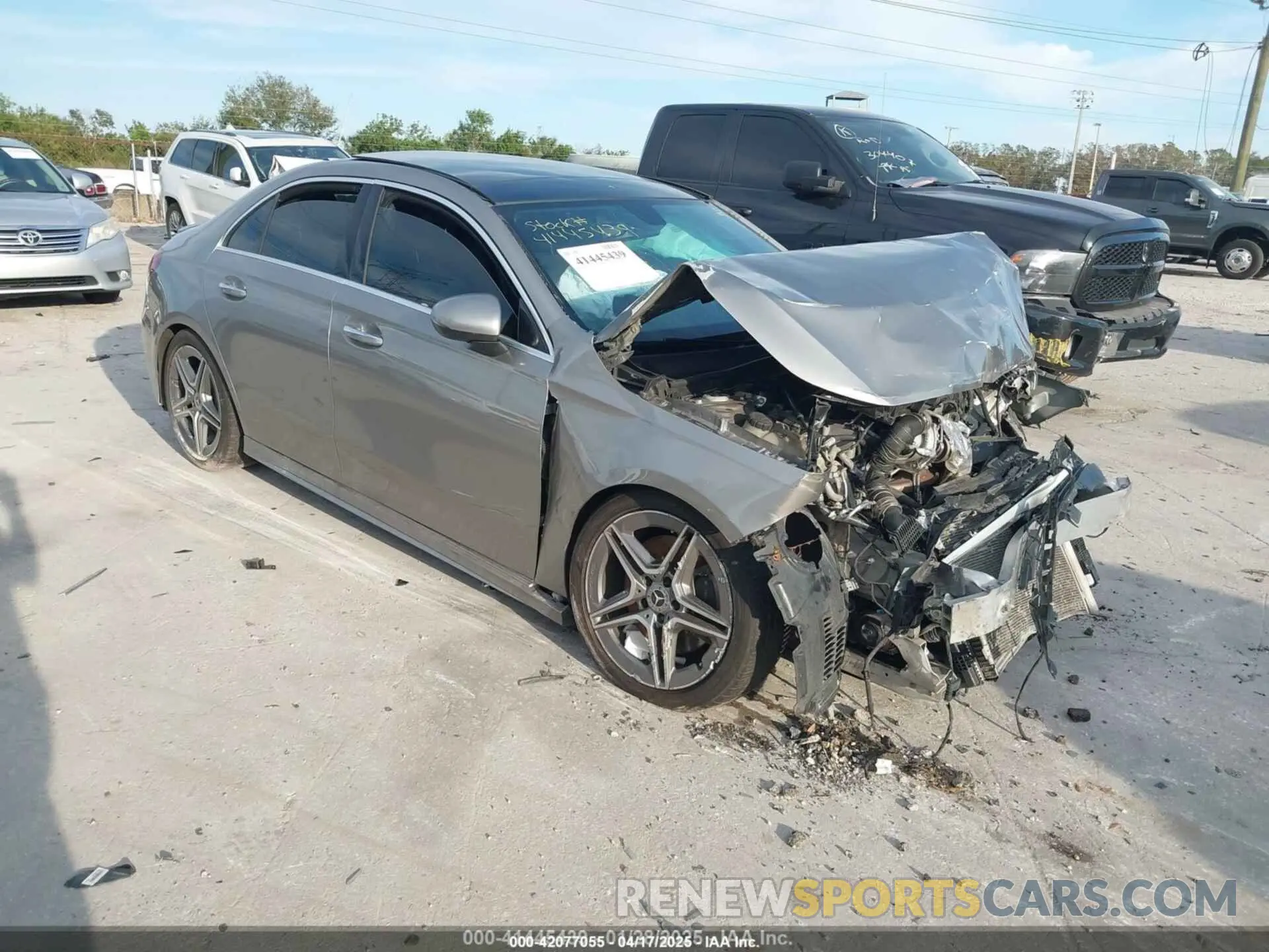 1 Photograph of a damaged car WDD3G4EB1KW036022 MERCEDES-BENZ A 220 2019