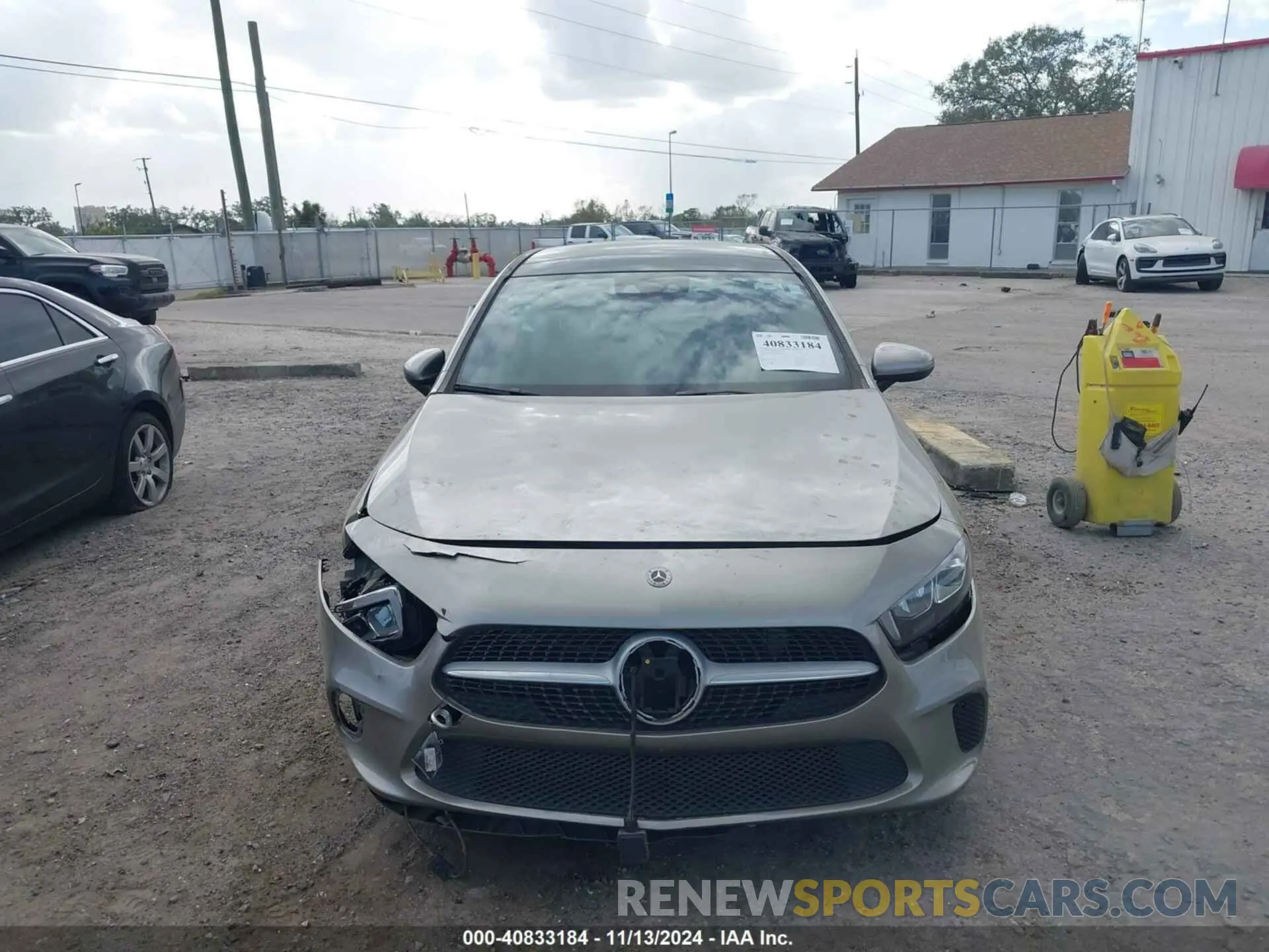 12 Photograph of a damaged car WDD3G4EB2KW001635 MERCEDES-BENZ A 220 2019