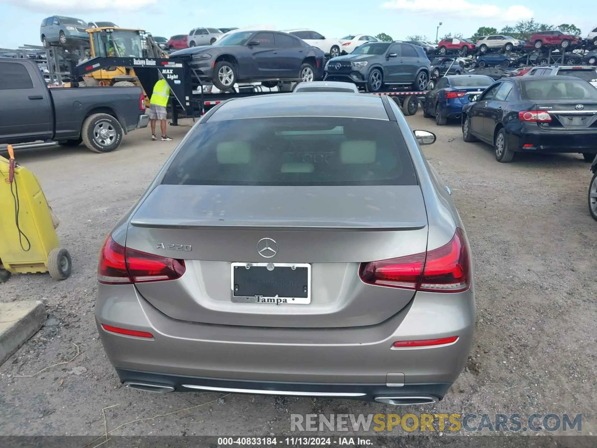 16 Photograph of a damaged car WDD3G4EB2KW001635 MERCEDES-BENZ A 220 2019